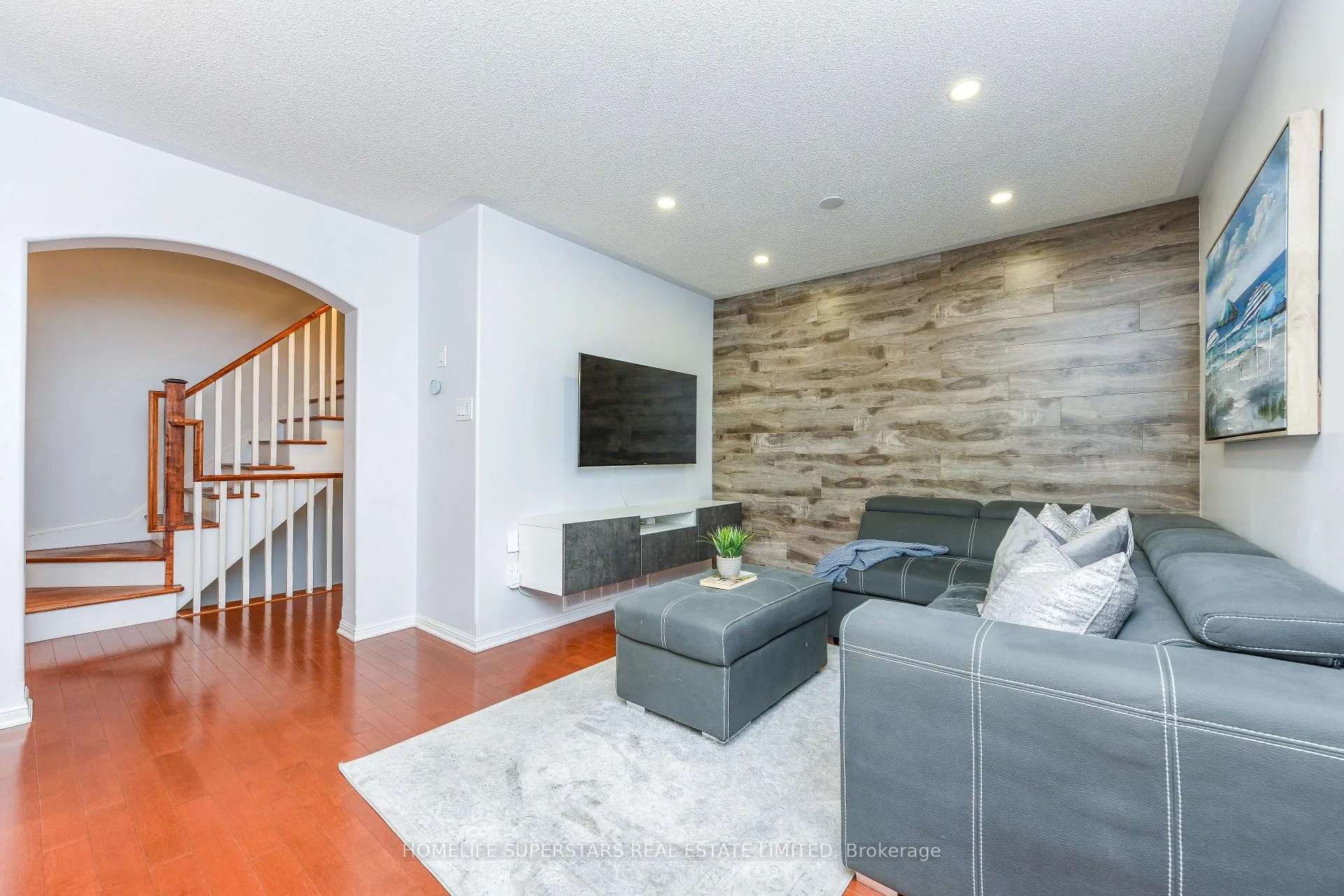 Photo 16 of 772 Shortreed Crescent, Milton, Coates — HOMEH