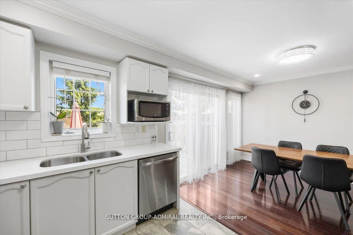 Photo 7 of 152 Maple Sugar Lane, Vaughan, Patterson — HOMEH