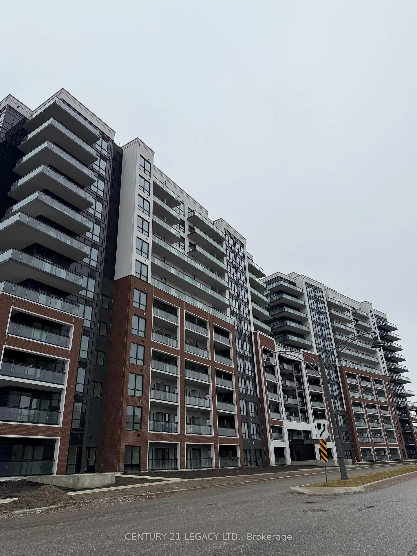Photo 2 of Unit 1105, 51 Clarington Blvd, Clarington, Bowmanville — HOMEH