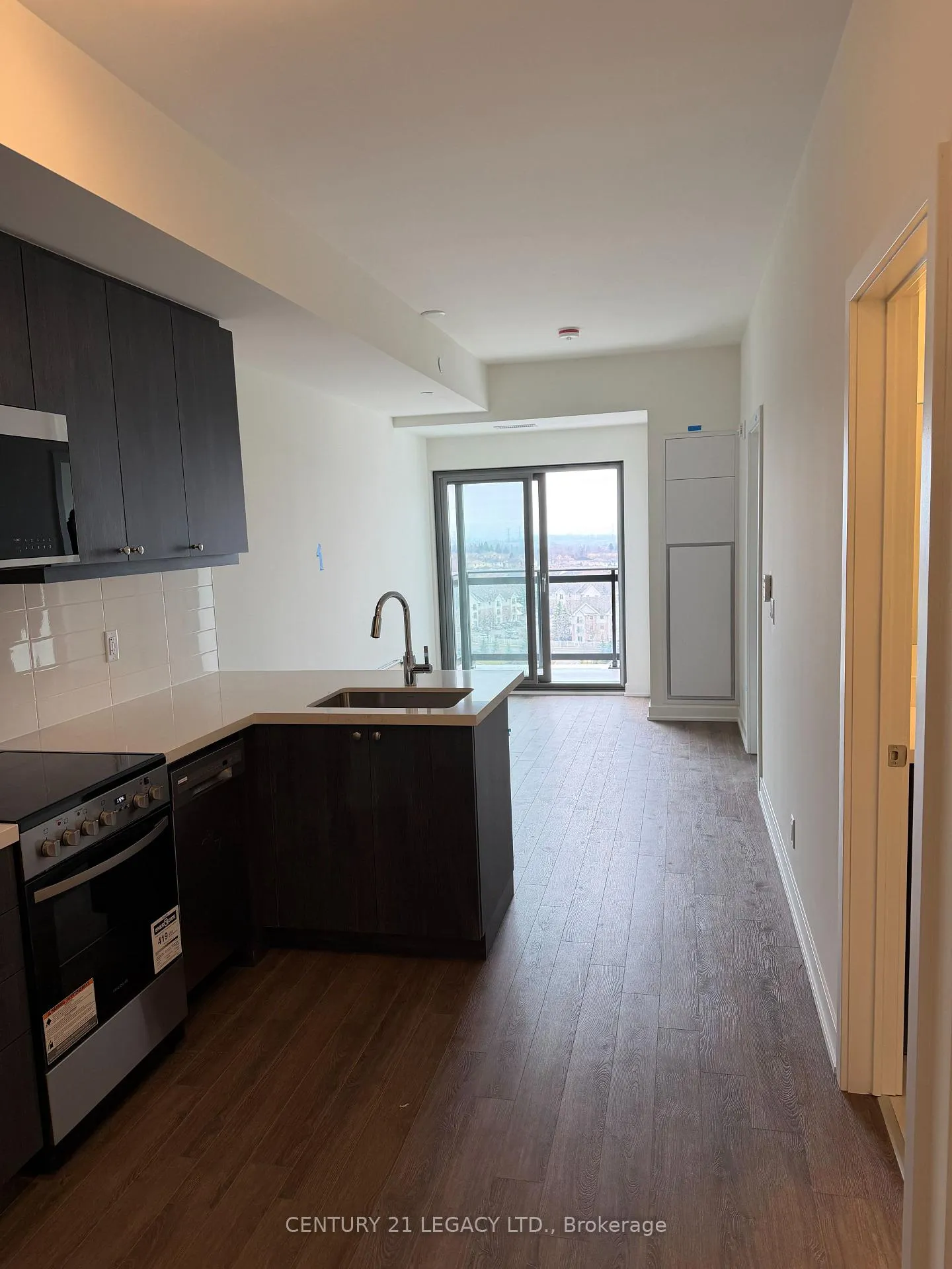 Photo 6 of Unit 1105, 51 Clarington Blvd, Clarington, Bowmanville — HOMEH