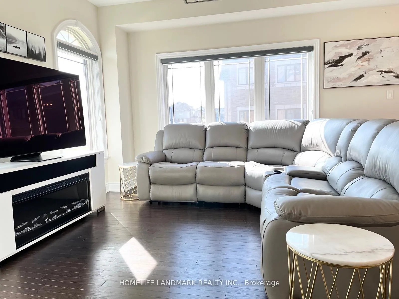 Photo 9 of 43 Lorne Thomas Place, New Tecumseth, Rural New Tecumseth — HOMEH