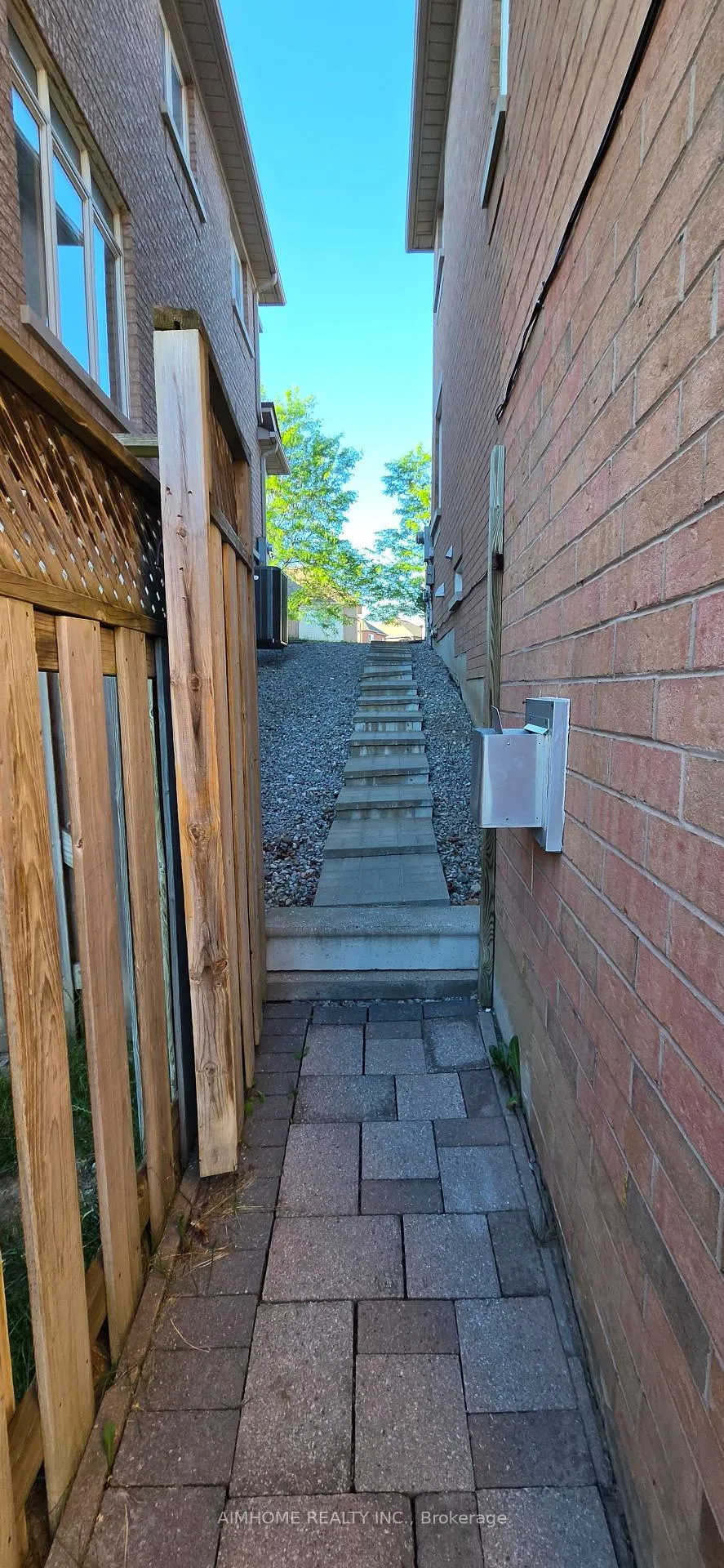 Photo 10 of 96 Frank Endean Road, Richmond Hill, Rouge Woods — HOMEH