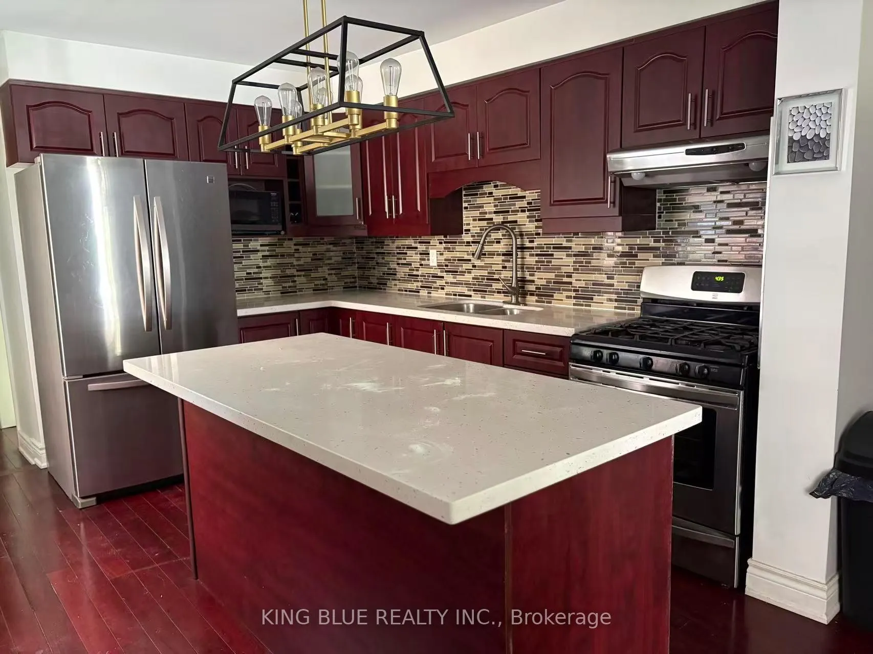 Photo 5 of 113 Markham Street, Toronto, Trinity-Bellwoods — HOMEH
