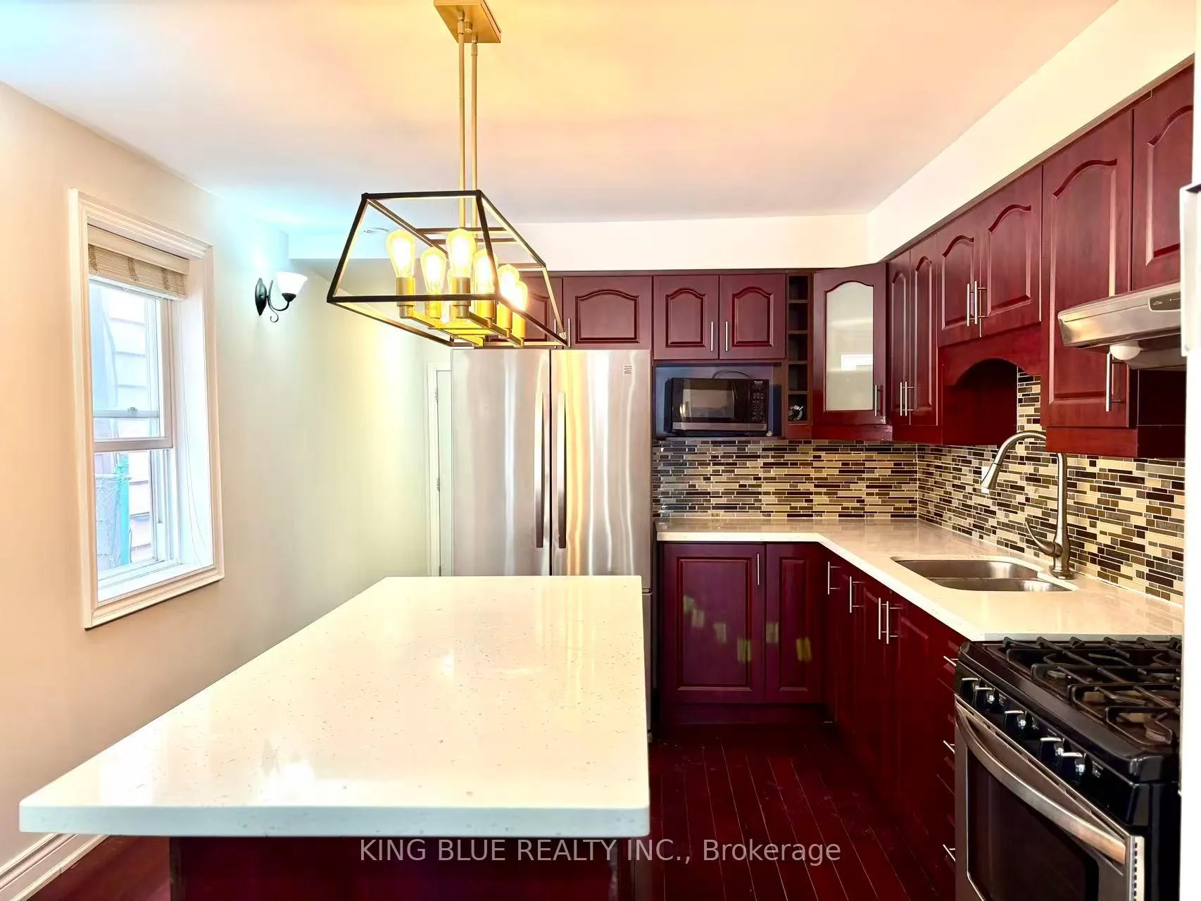 Photo 7 of 113 Markham Street, Toronto, Trinity-Bellwoods — HOMEH
