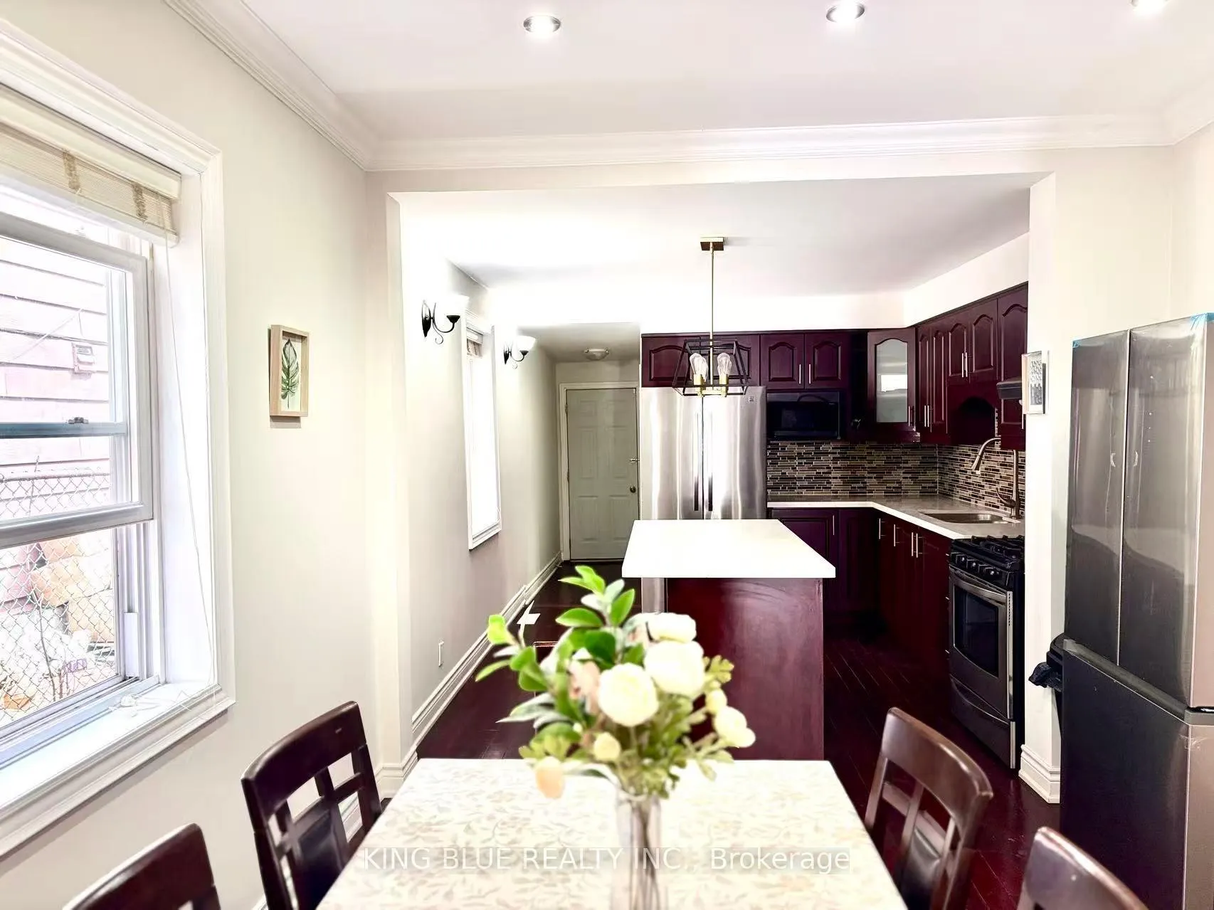 Photo 9 of 113 Markham Street, Toronto, Trinity-Bellwoods — HOMEH