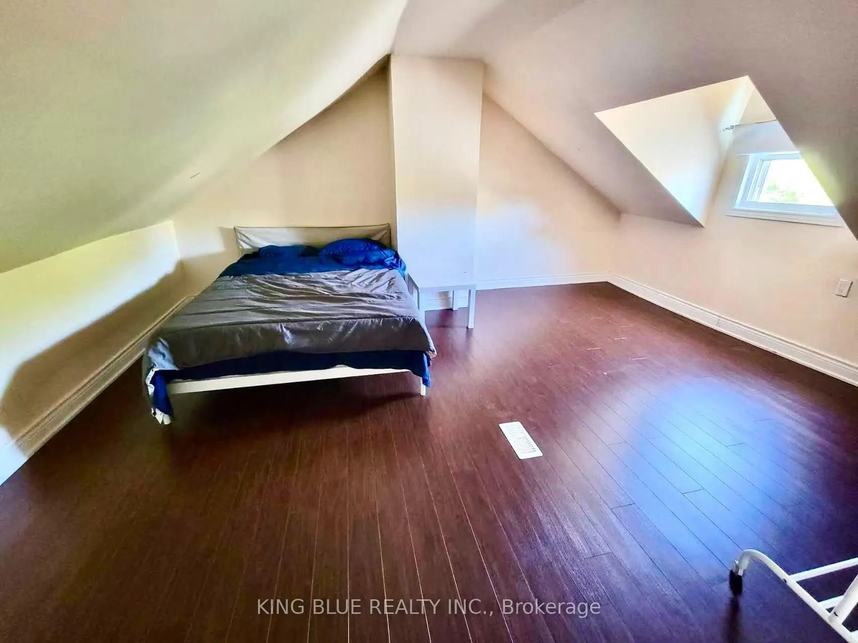 Photo 26 of 113 Markham Street, Toronto, Trinity-Bellwoods — HOMEH