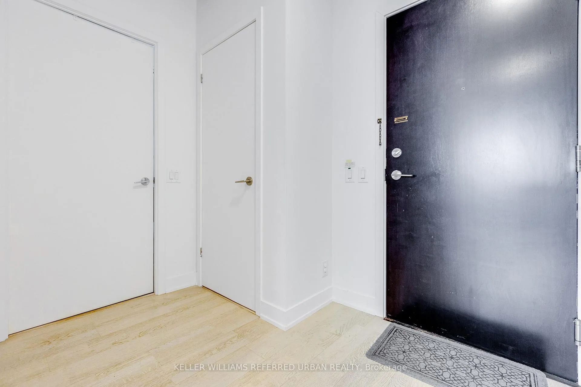 Photo 5 of Unit 208, 2 Gladstone Avenue, Toronto, Little Portugal — HOMEH