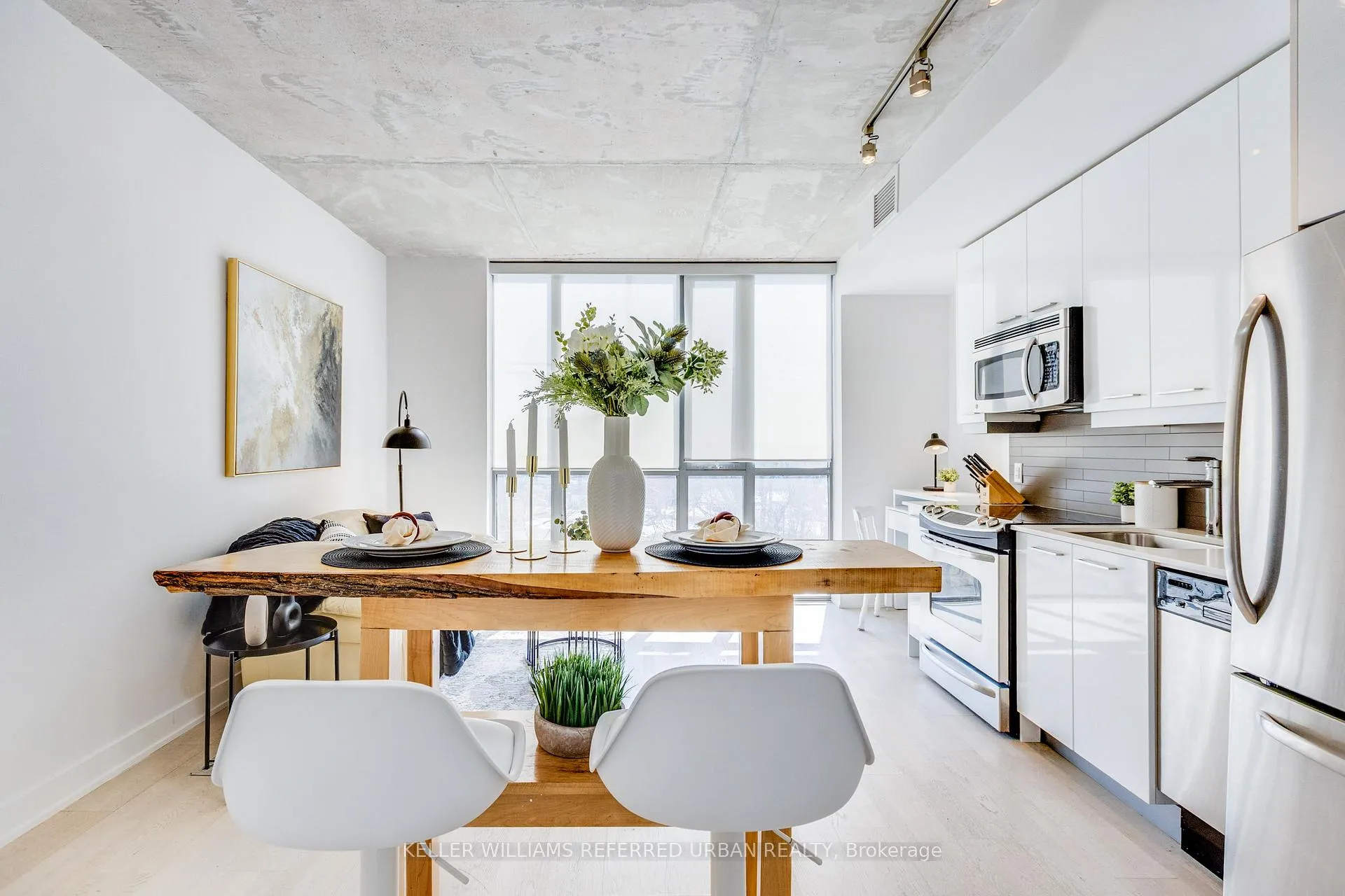 Photo 8 of Unit 208, 2 Gladstone Avenue, Toronto, Little Portugal — HOMEH