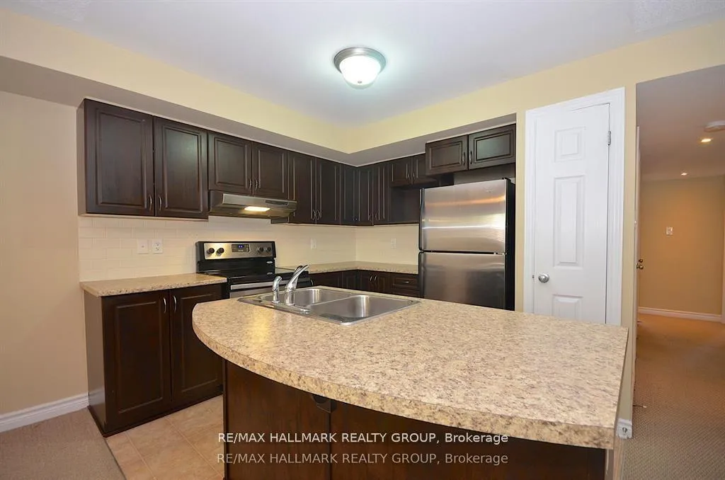 Photo 4 of Unit 2, 205 Bluestone Private, Ottawa, Avalon West — HOMEH