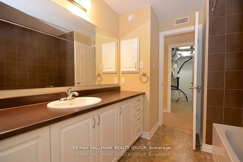 Photo 15 of Unit 2, 205 Bluestone Private, Ottawa, Avalon West — HOMEH