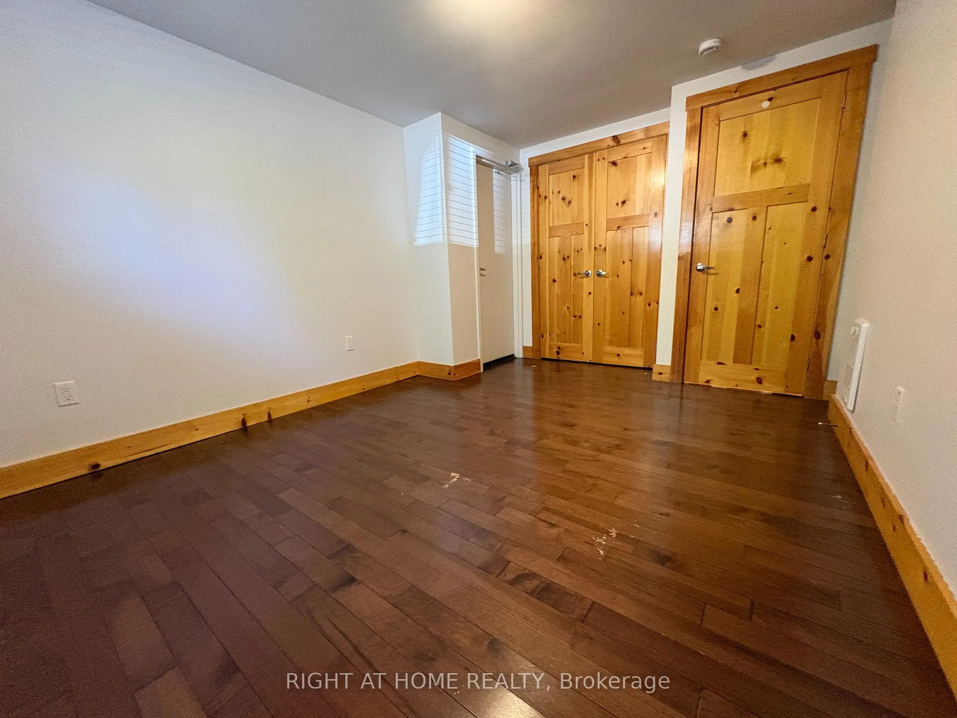 Photo 15 of Unit 3, 129 Ulster Street, Toronto, Palmerston-Little Italy — HOMEH