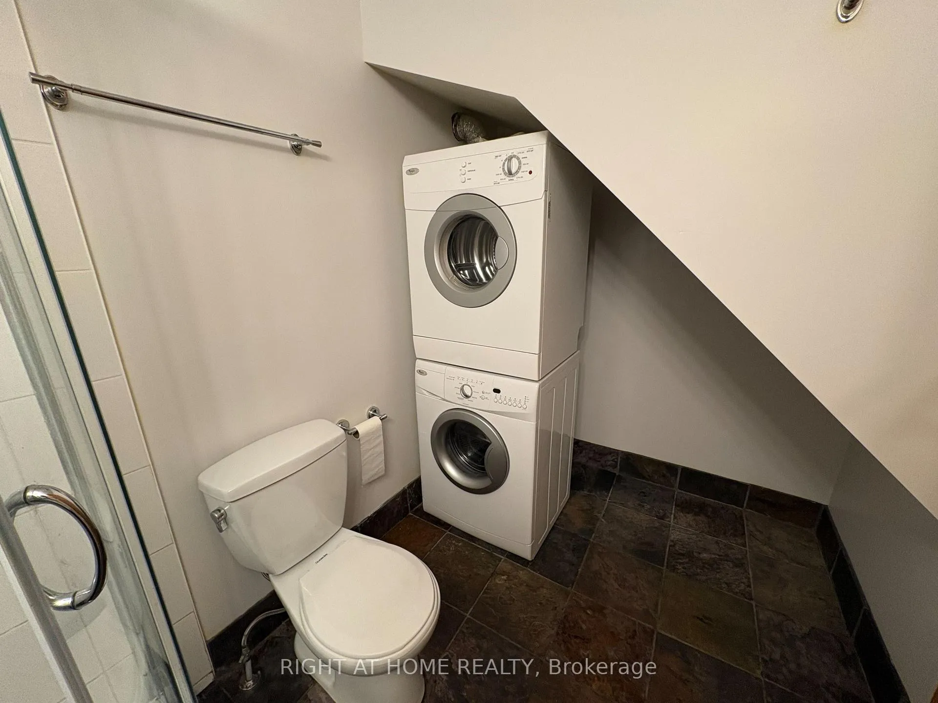 Photo 20 of Unit 3, 129 Ulster Street, Toronto, Palmerston-Little Italy — HOMEH