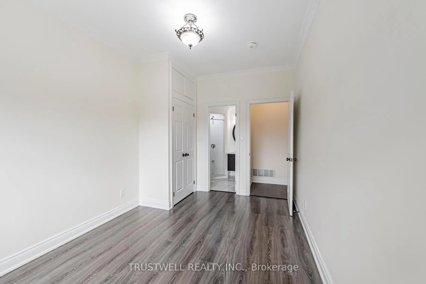 Photo 72 of 142 Borden Street, Toronto, University — HOMEH