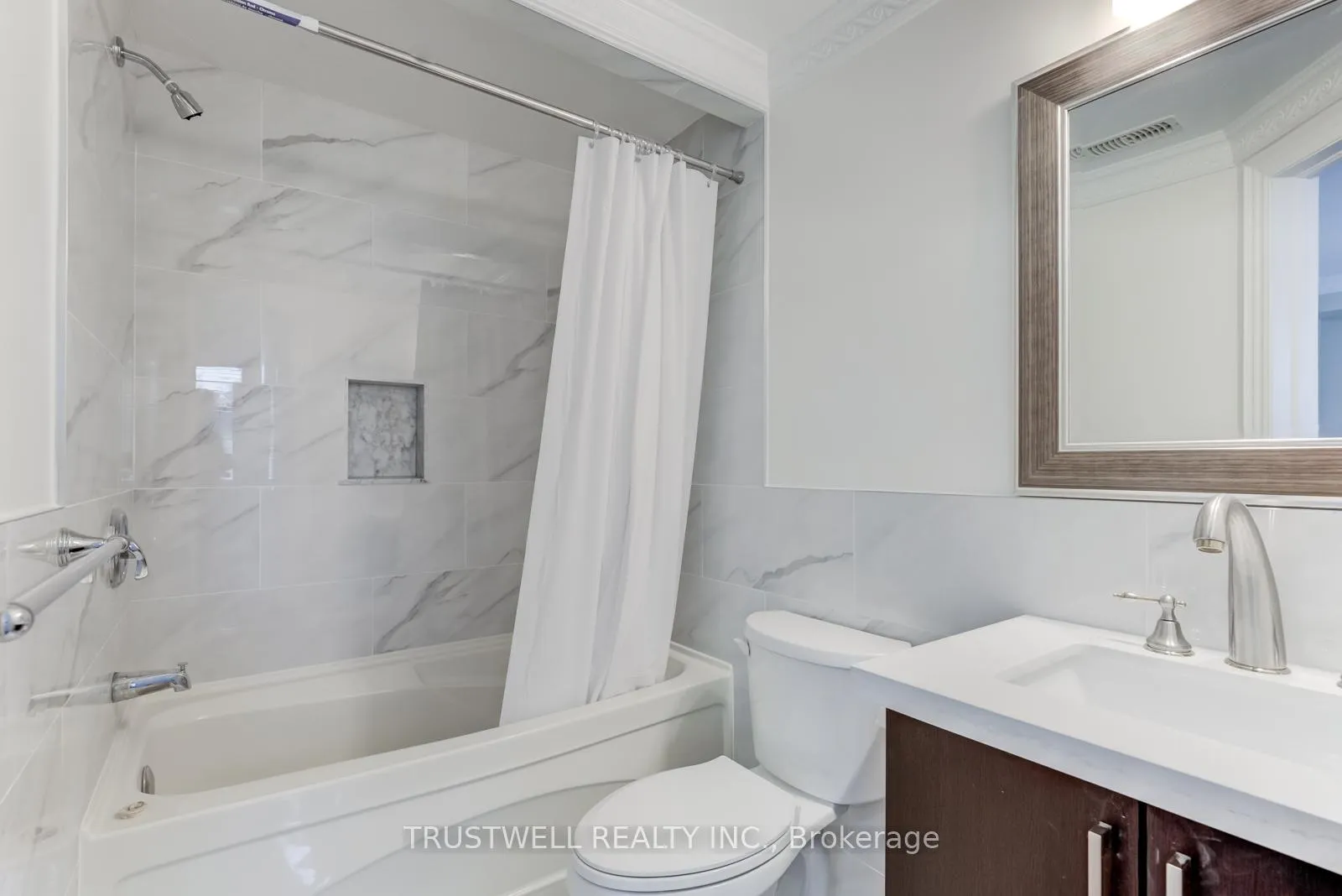 Photo 81 of 142 Borden Street, Toronto, University — HOMEH