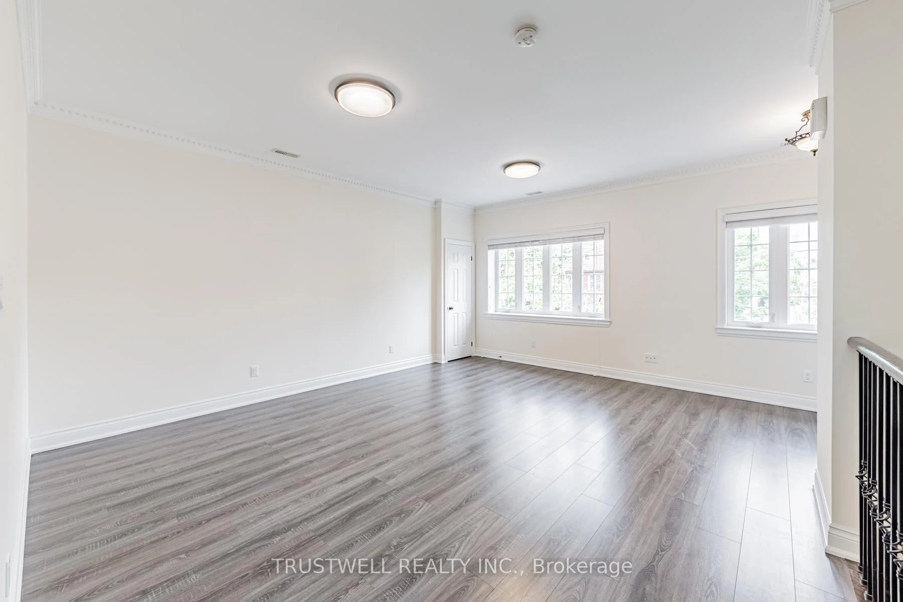 Photo 16 of 142 Borden Street, Toronto, University — HOMEH