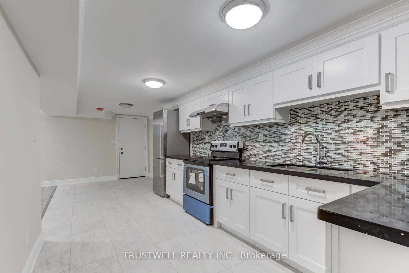 Photo 38 of 142 Borden Street, Toronto, University — HOMEH