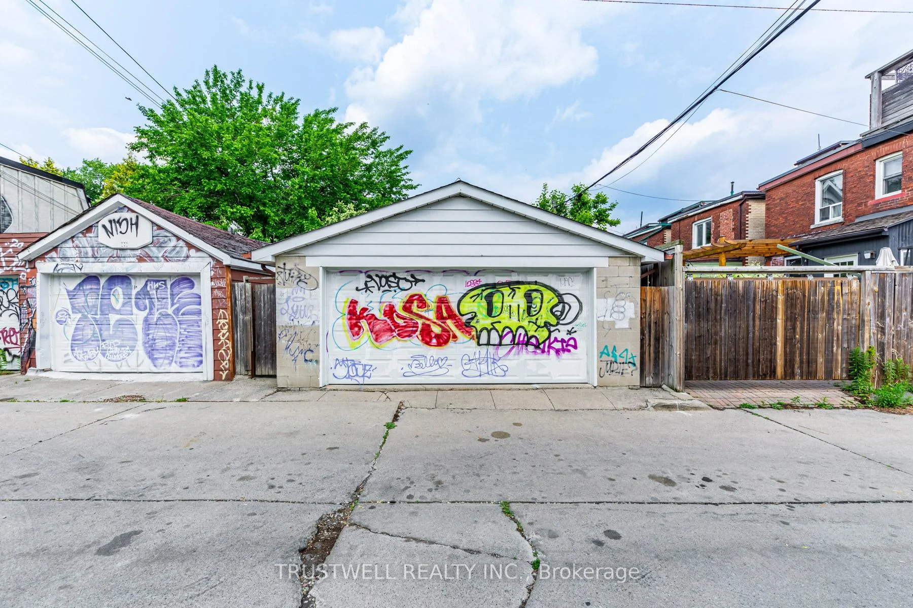 Photo 66 of 142 Borden Street, Toronto, University — HOMEH