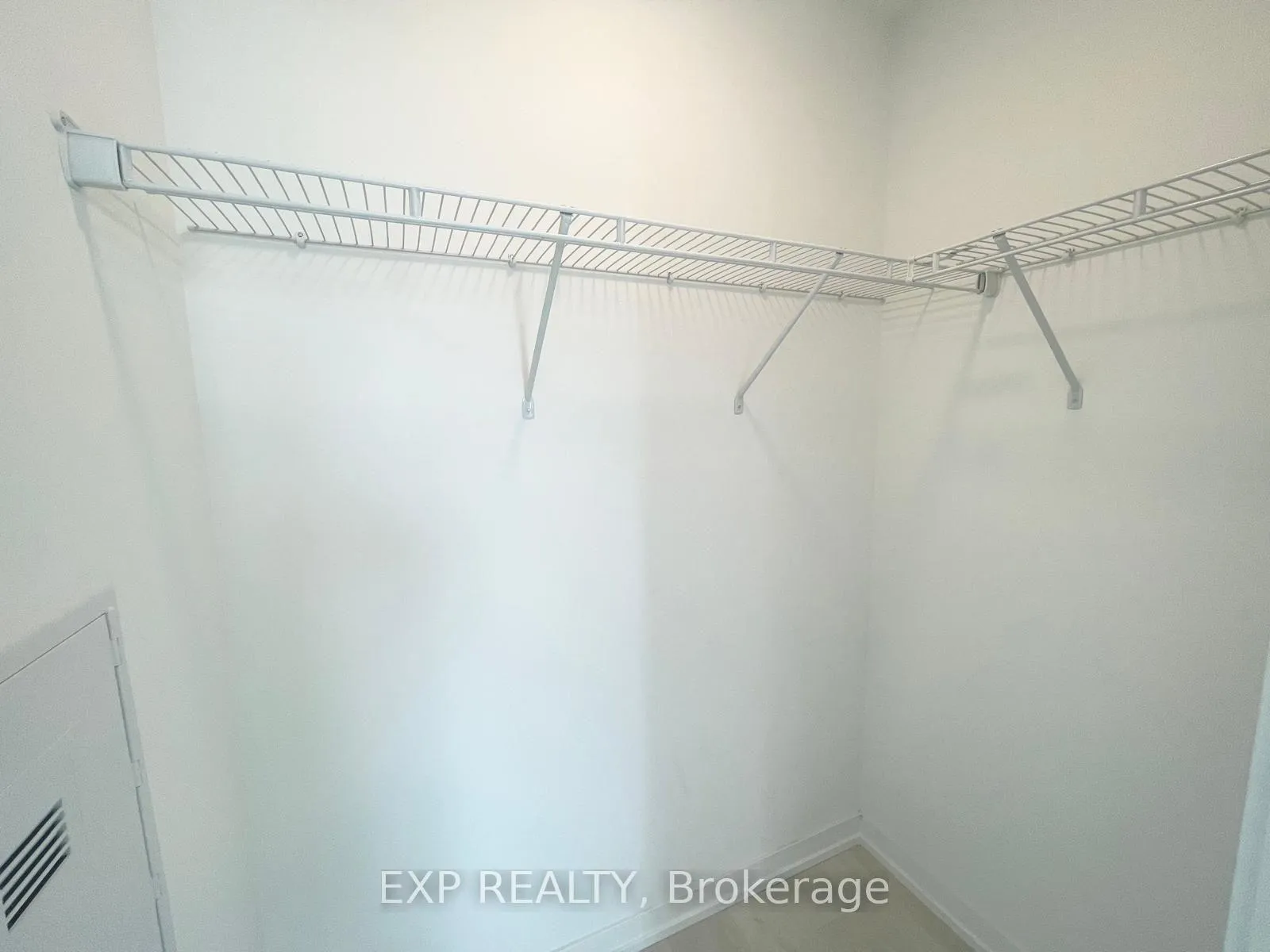 Photo 12 of Unit 917, 7950 Bathurst Street, Vaughan, Beverley Glen — HOMEH