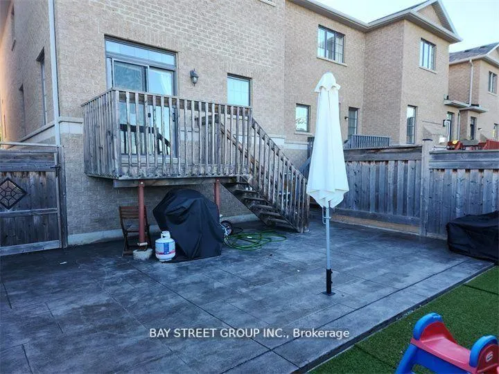 Photo 9 of 93 Alexie Way, Vaughan, Vellore Village — HOMEH