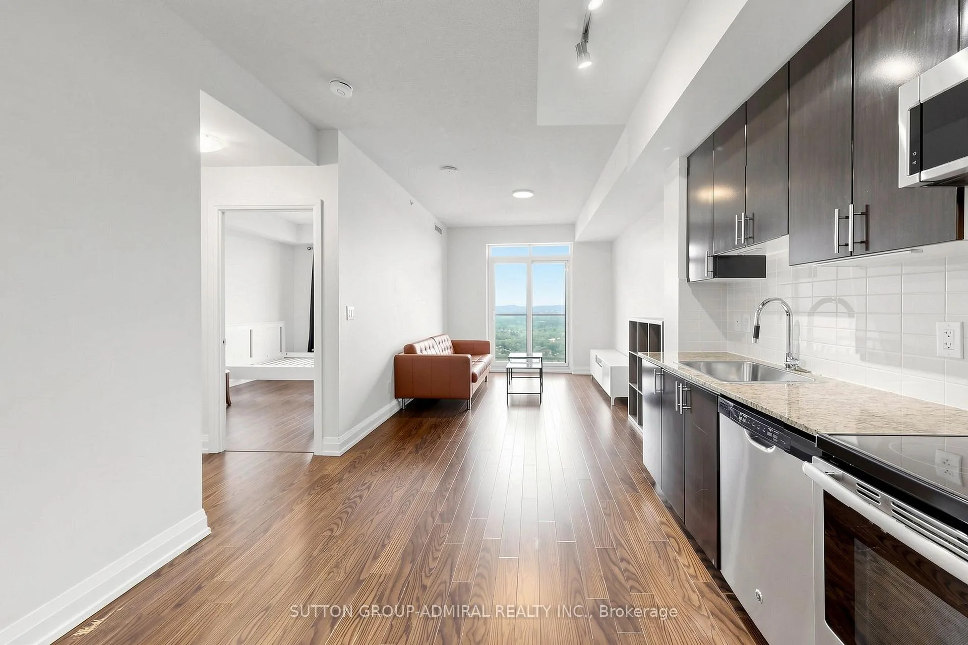 Photo 6 of Unit 2703, 7171 Yonge Street, Markham, Grandview — HOMEH