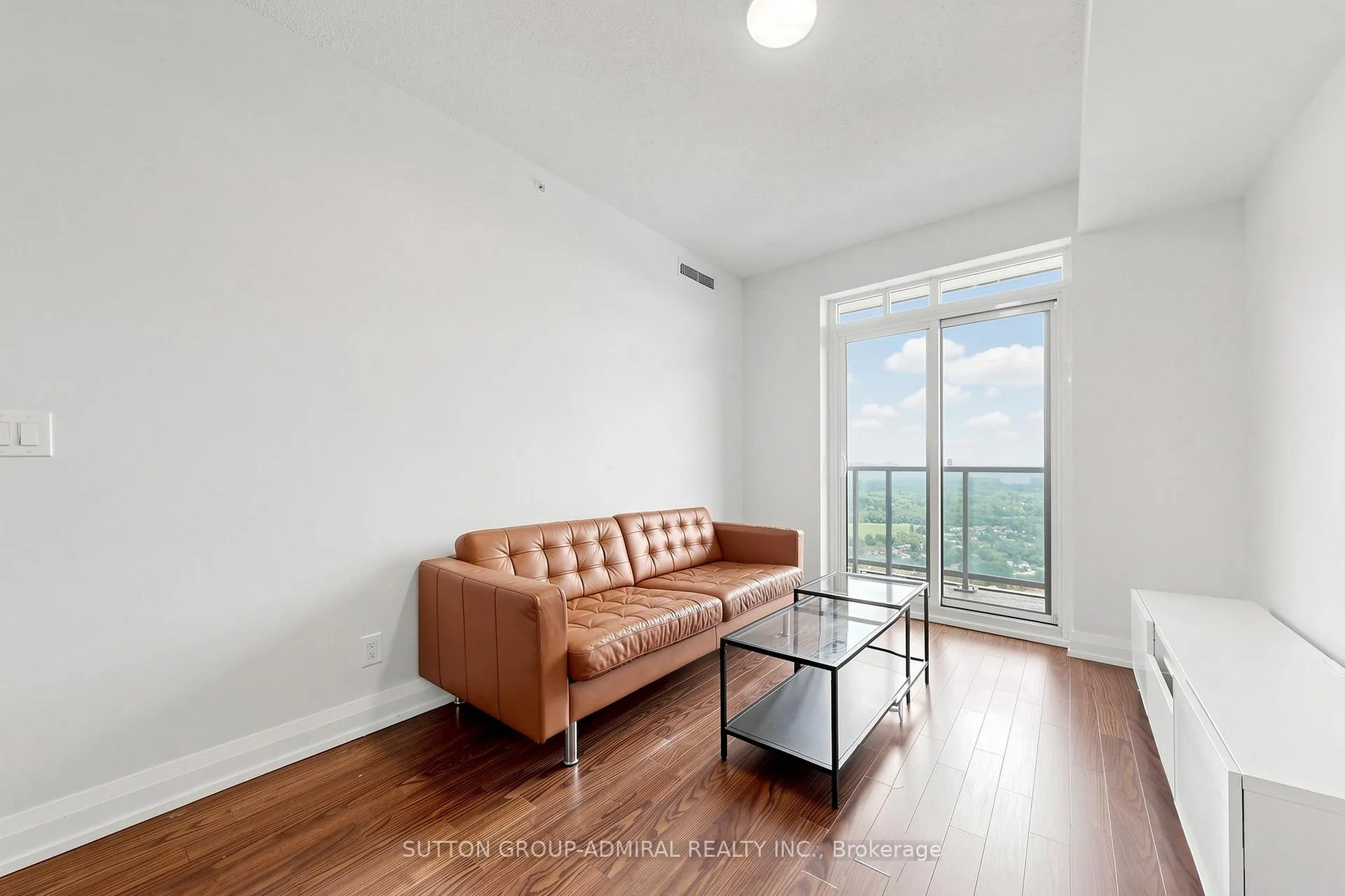 Photo 9 of Unit 2703, 7171 Yonge Street, Markham, Grandview — HOMEH