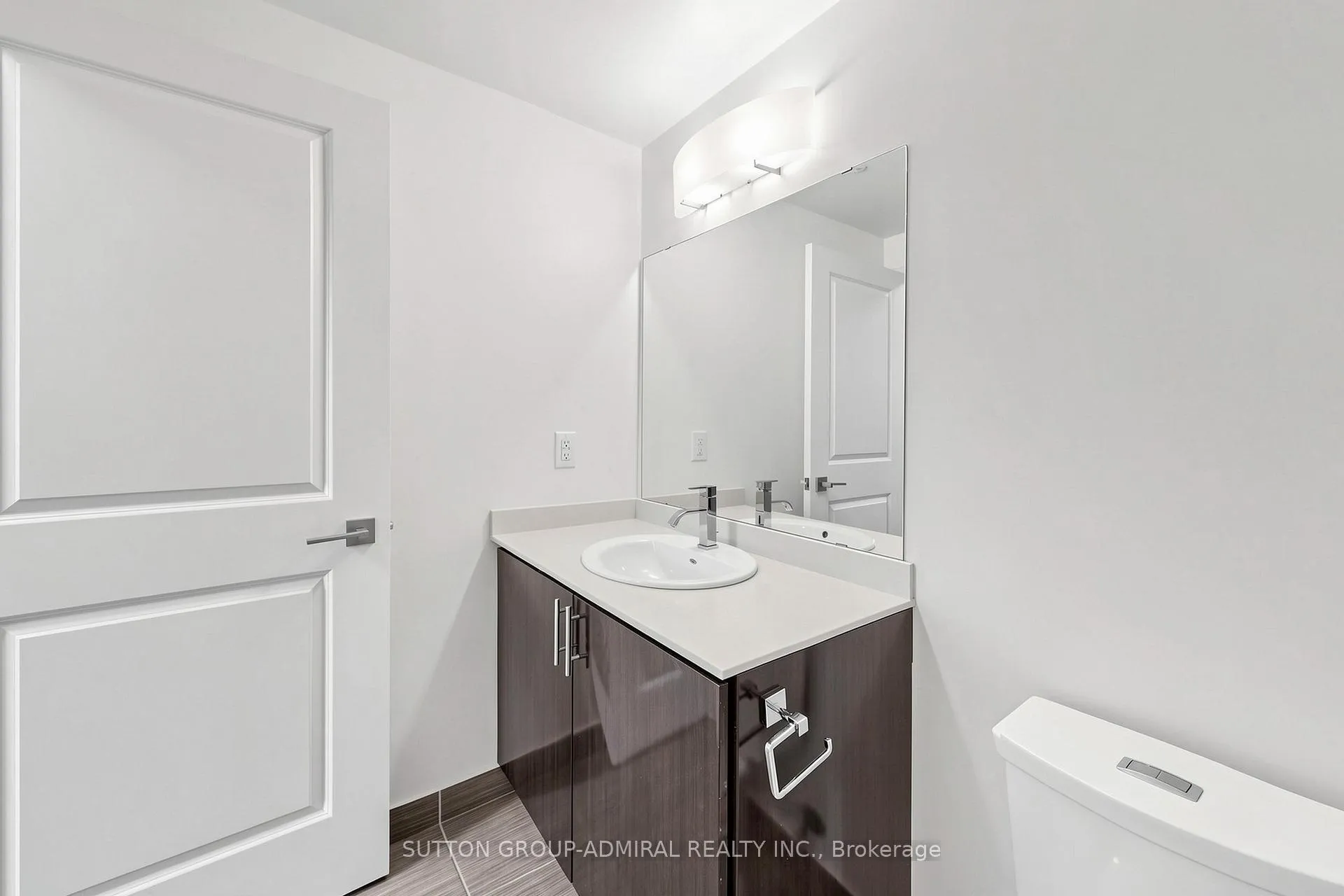 Photo 14 of Unit 2703, 7171 Yonge Street, Markham, Grandview — HOMEH