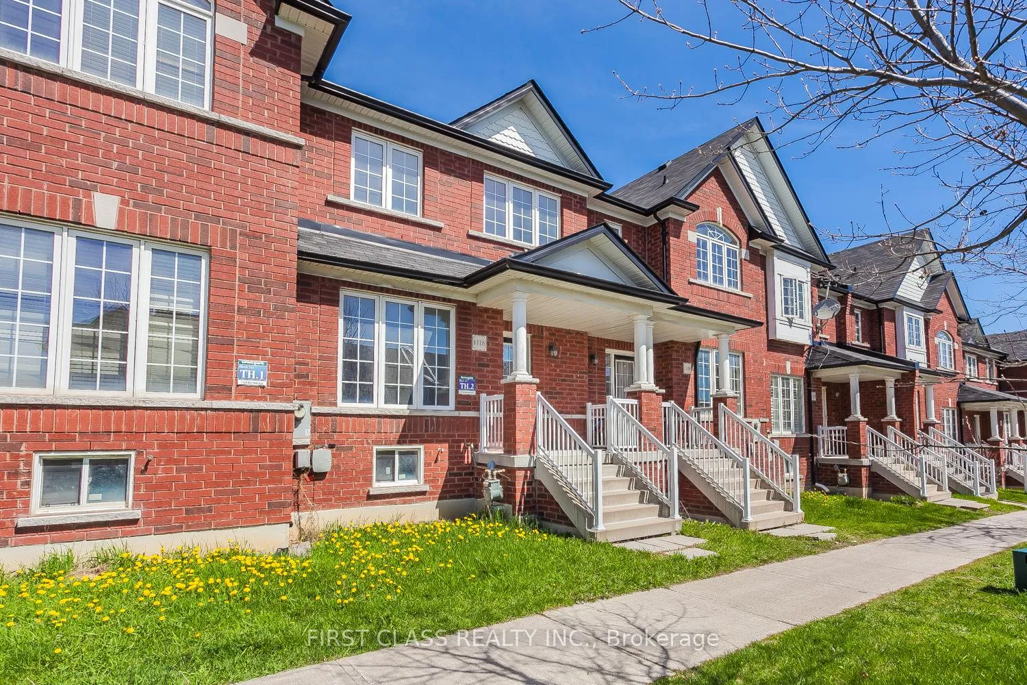 Photo 3 of 1116 Bur Oak Avenue, Markham, Wismer — HOMEH