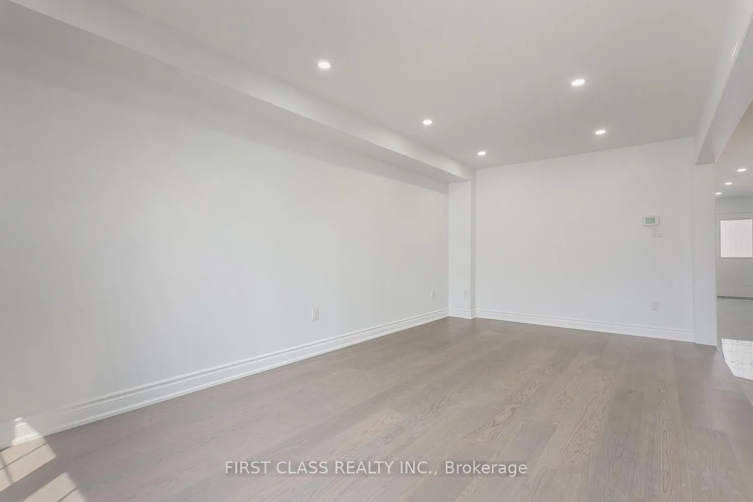Photo 7 of 1116 Bur Oak Avenue, Markham, Wismer — HOMEH