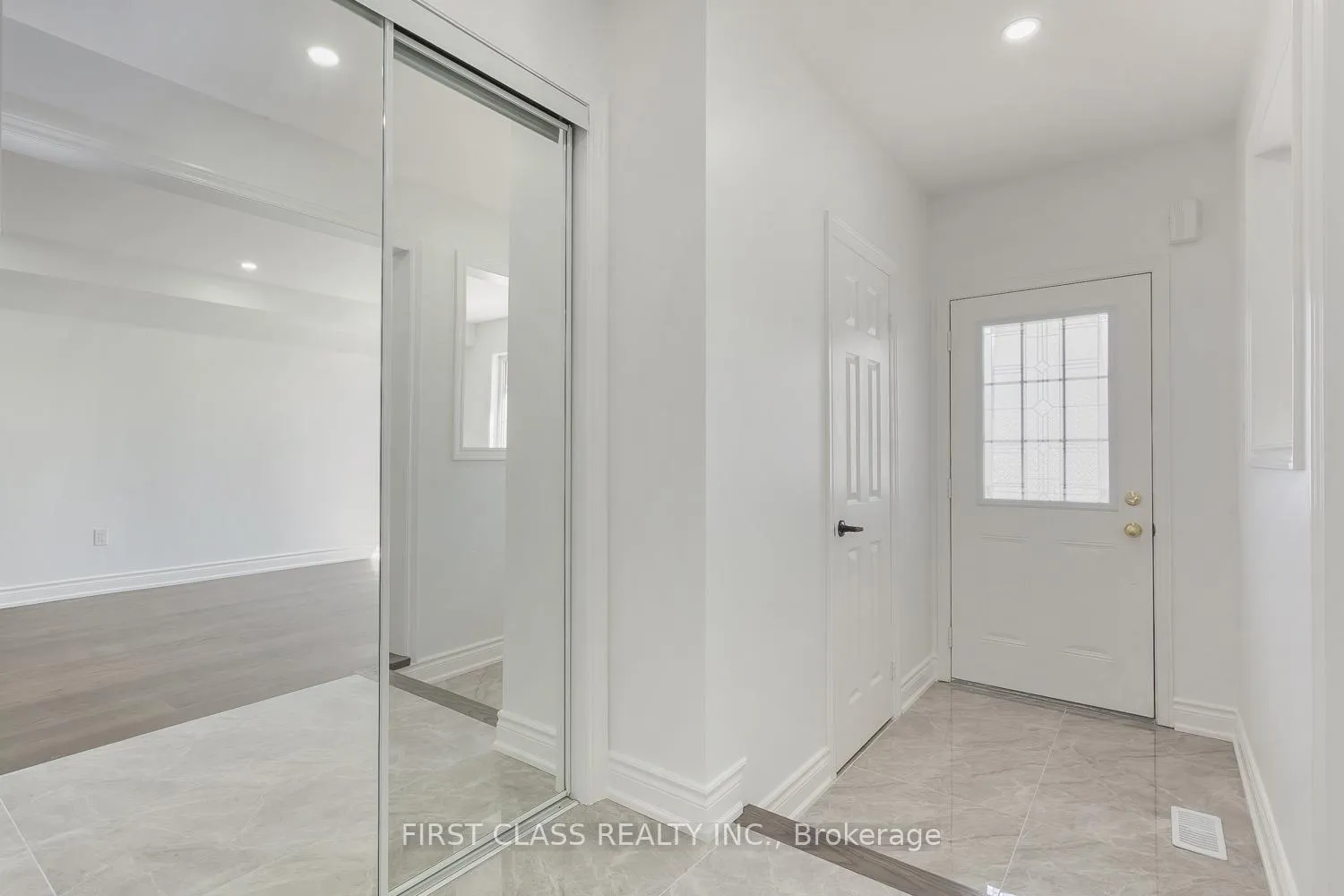 Photo 8 of 1116 Bur Oak Avenue, Markham, Wismer — HOMEH