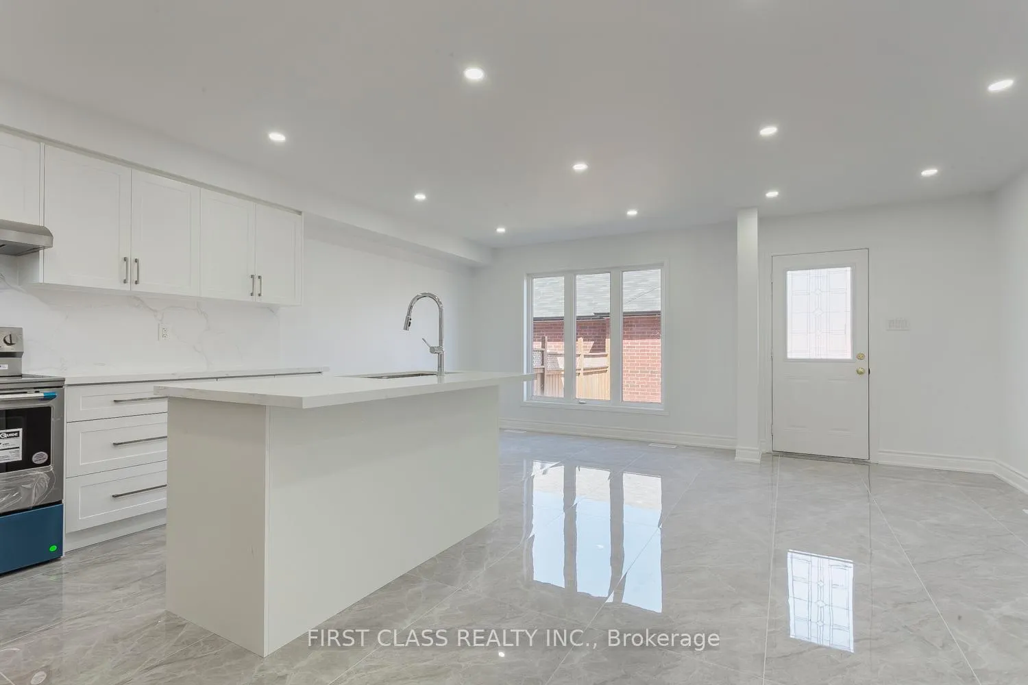 Photo 9 of 1116 Bur Oak Avenue, Markham, Wismer — HOMEH