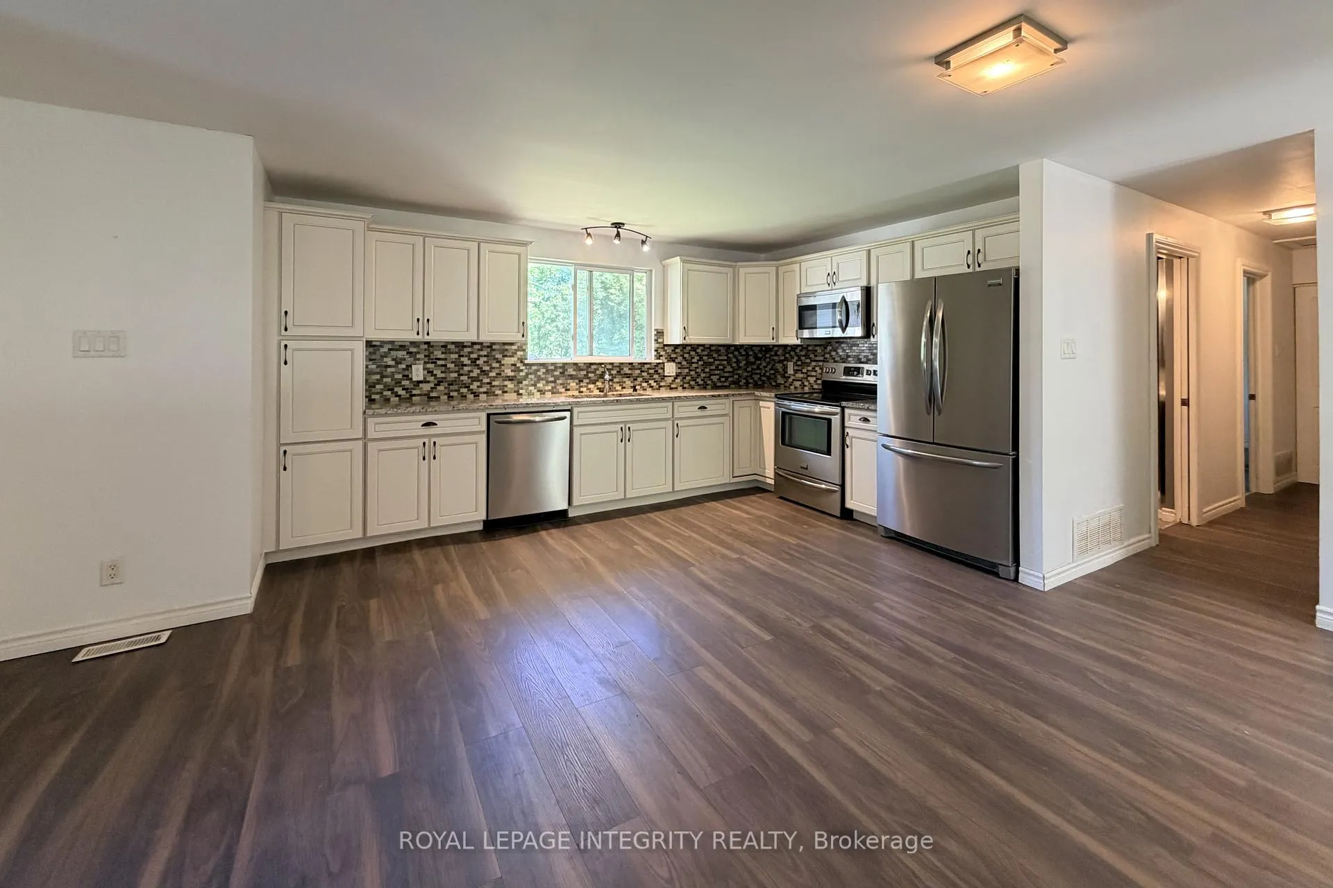 Photo 14 of 6330 Rothbourne Road, Ottawa, Huntley Ward (South East) — HOMEH