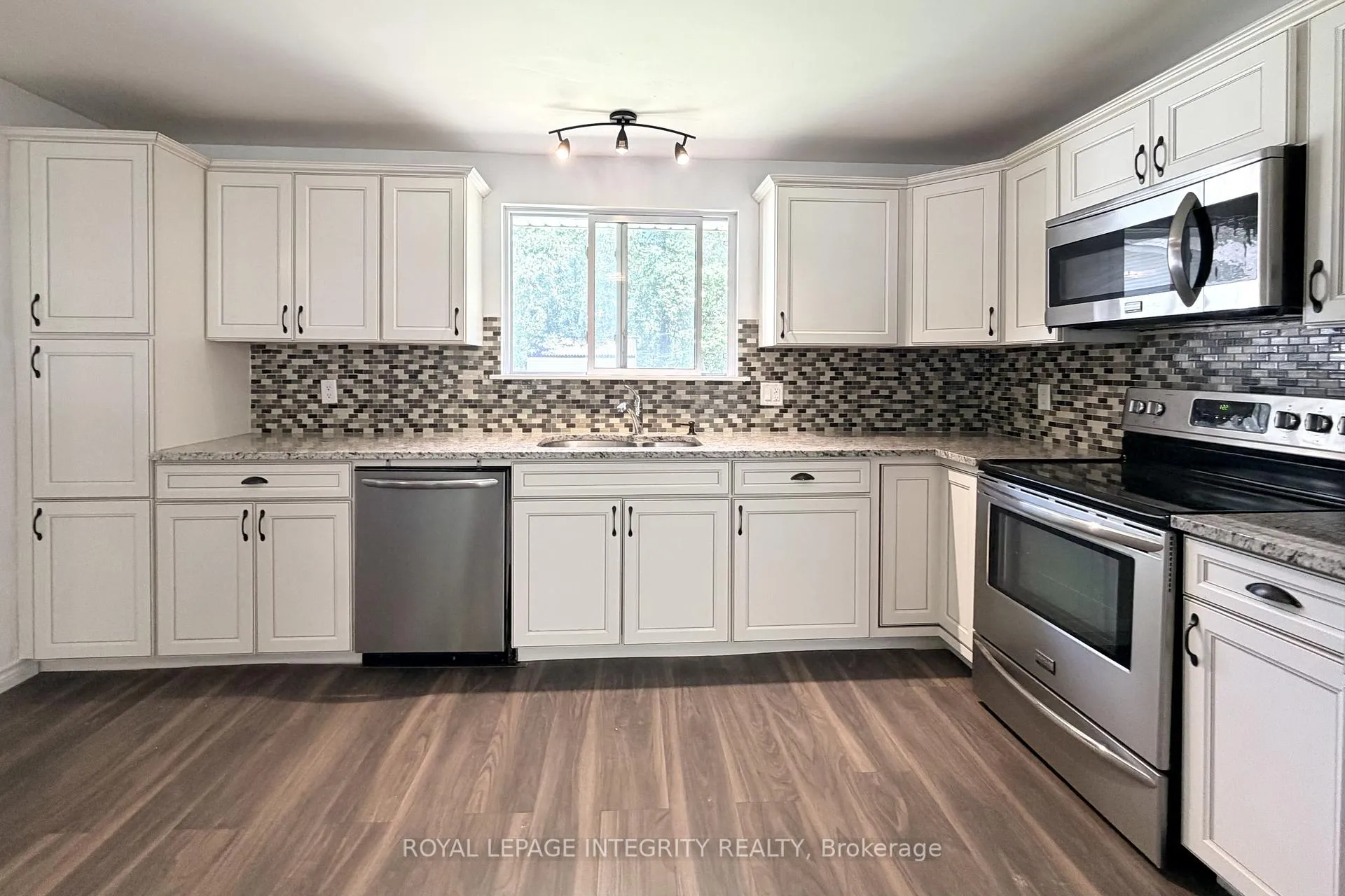 Photo 17 of 6330 Rothbourne Road, Ottawa, Huntley Ward (South East) — HOMEH