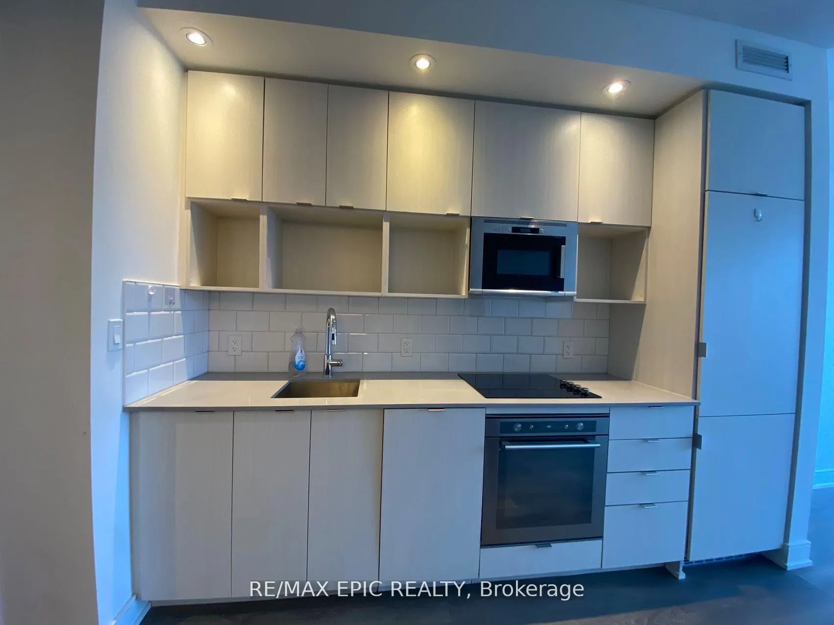 Photo 2 of Unit 2510, 89 Mcgill Street, Toronto, Church-Yonge Corridor — HOMEH
