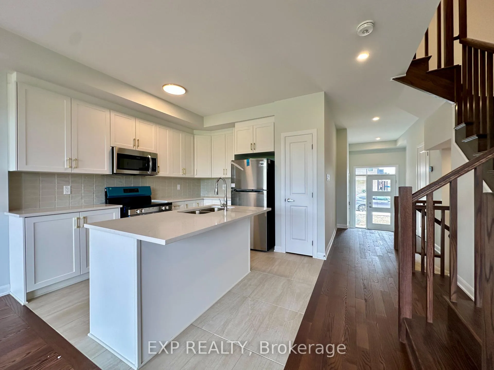 Photo 3 of 257 Bankside Way, Ottawa, Barrhaven - Half Moon Bay — HOMEH