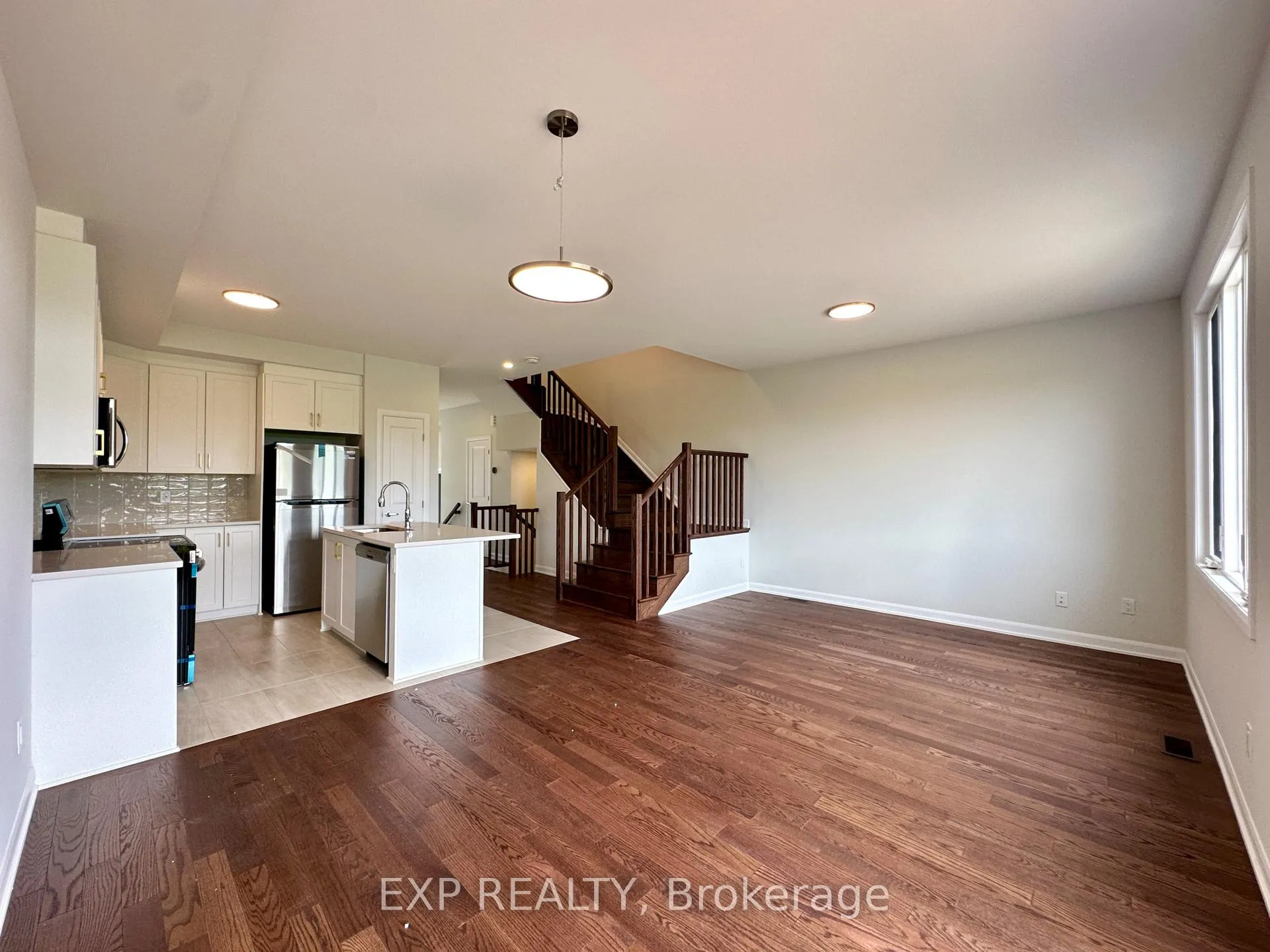 Photo 5 of 257 Bankside Way, Ottawa, Barrhaven - Half Moon Bay — HOMEH