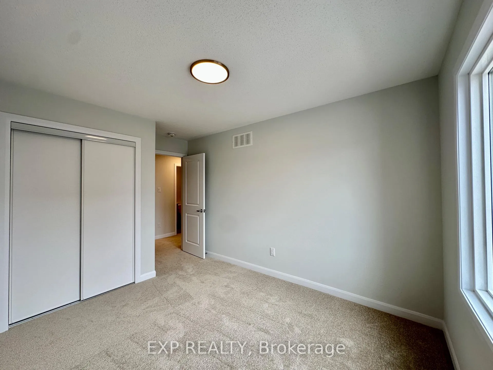 Photo 14 of 257 Bankside Way, Ottawa, Barrhaven - Half Moon Bay — HOMEH
