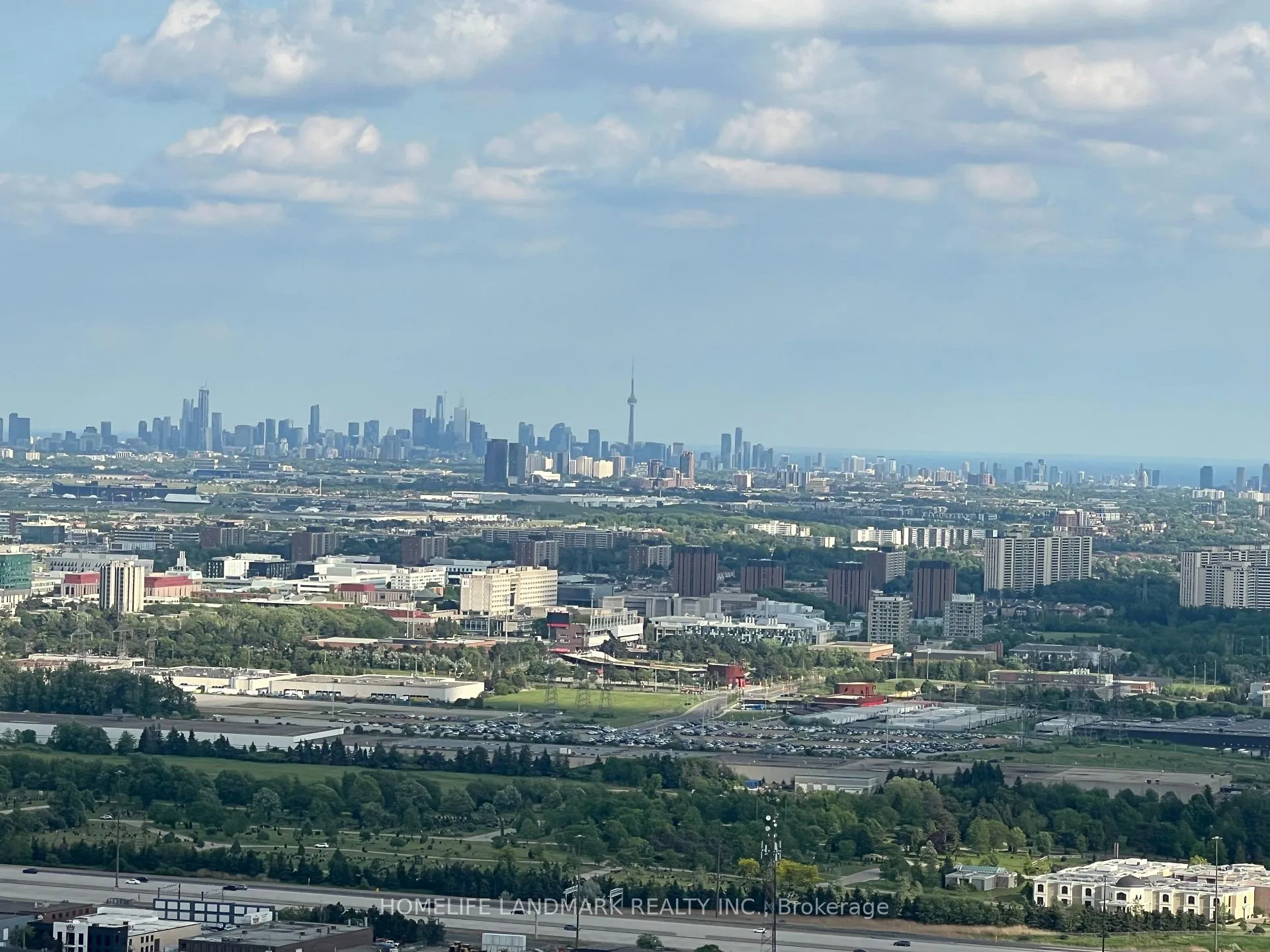 Photo 3 of Unit 5708, 950 Portage Parkway, Vaughan, Vaughan Corporate Centre — HOMEH