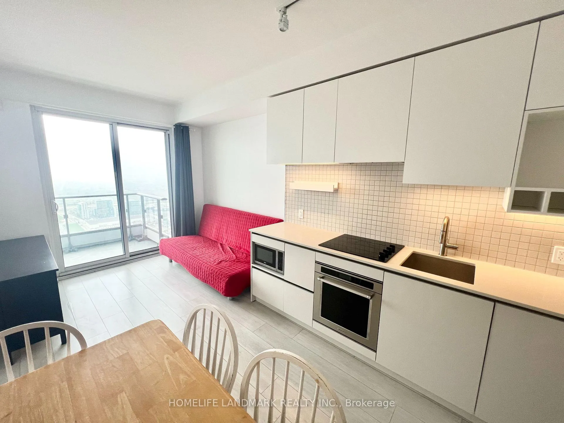 Photo 11 of Unit 5708, 950 Portage Parkway, Vaughan, Vaughan Corporate Centre — HOMEH