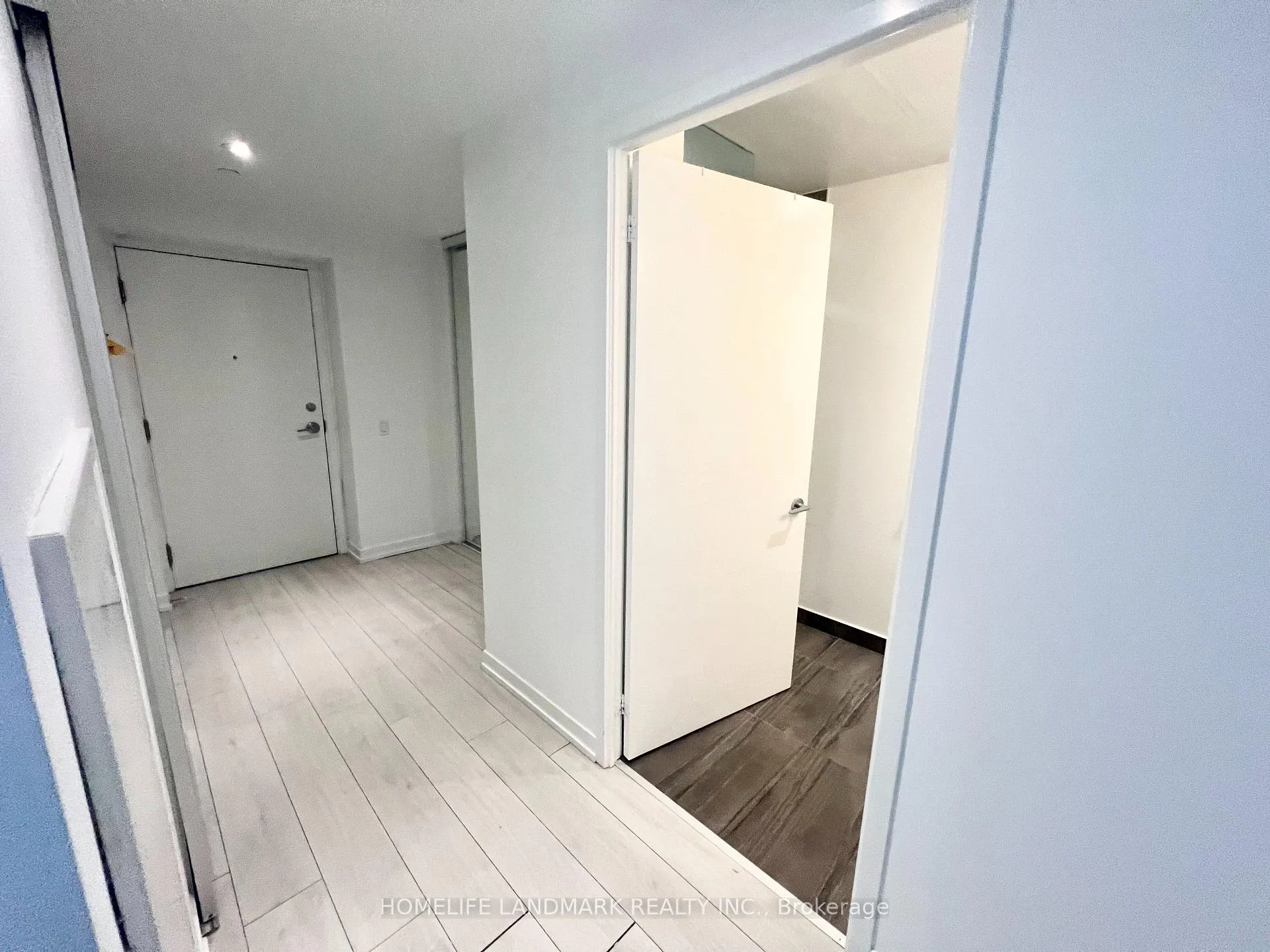 Photo 14 of Unit 5708, 950 Portage Parkway, Vaughan, Vaughan Corporate Centre — HOMEH