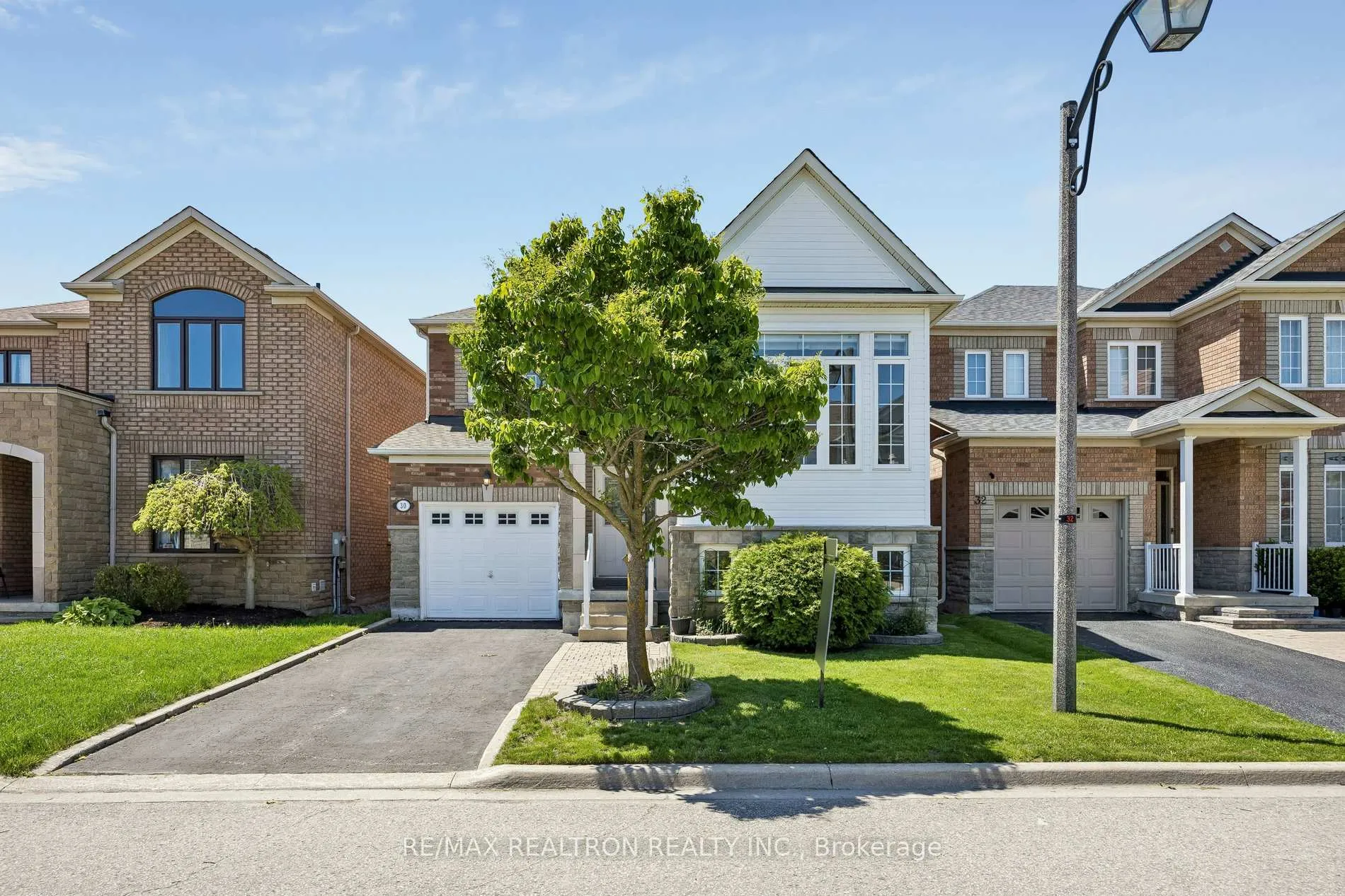Photo 1 of 30 Trelawny Road, Markham, Greensborough — HOMEH