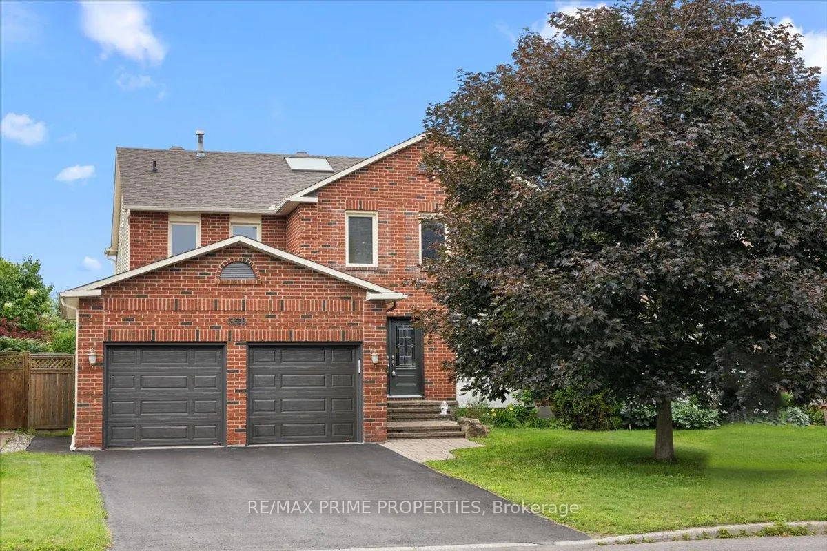 Photo 1 of 556 Falwyn Crescent, Ottawa, Fallingbrook/Ridgemount — HOMEH