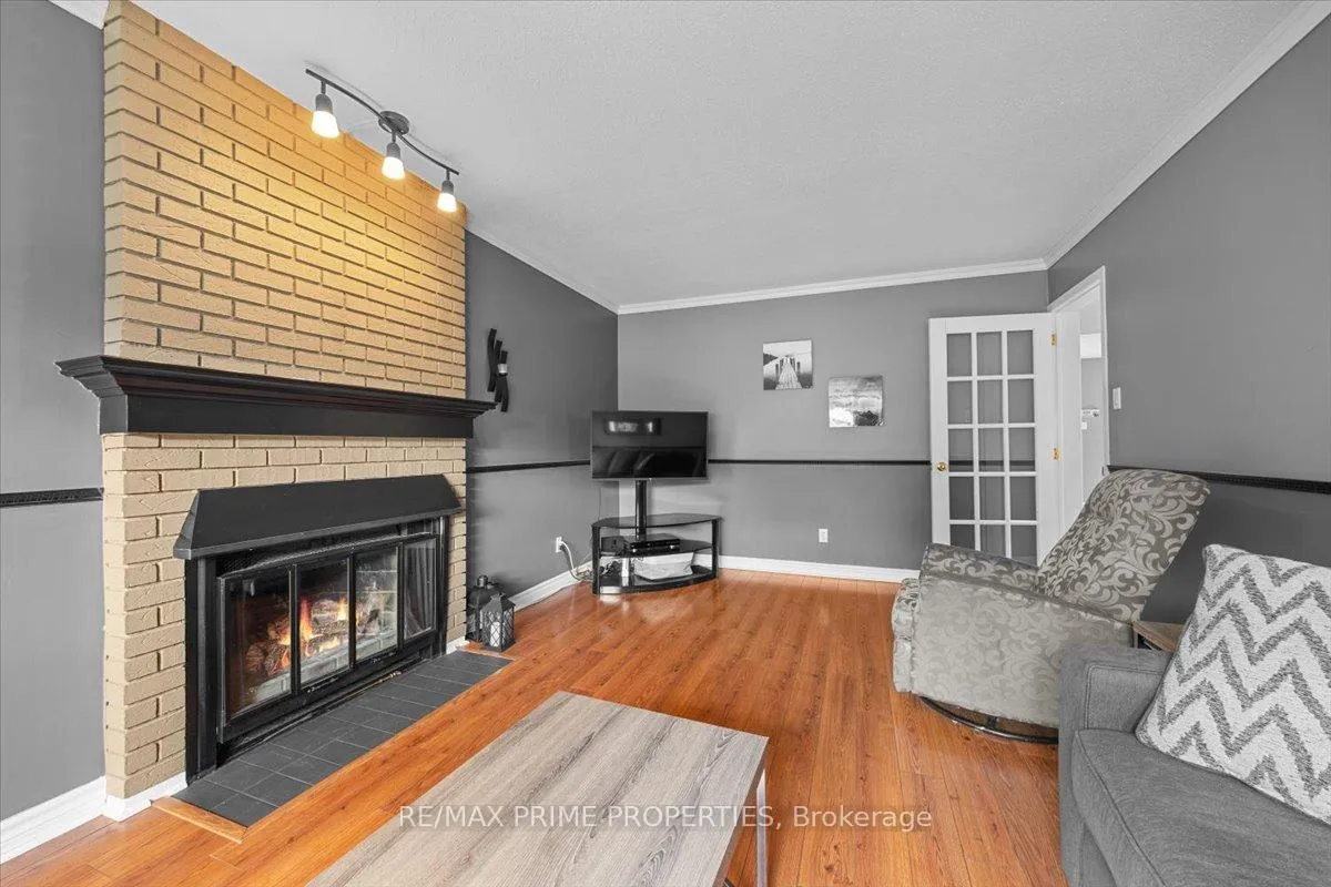 Photo 22 of 556 Falwyn Crescent, Ottawa, Fallingbrook/Ridgemount — HOMEH