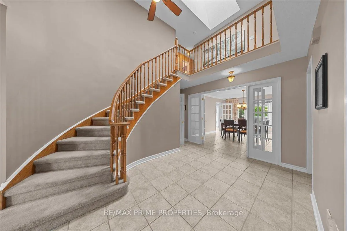 Photo 25 of 556 Falwyn Crescent, Ottawa, Fallingbrook/Ridgemount — HOMEH