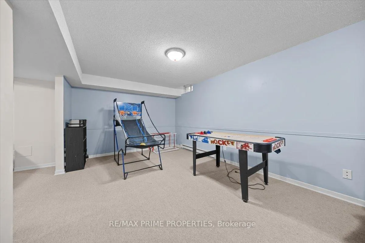 Photo 39 of 556 Falwyn Crescent, Ottawa, Fallingbrook/Ridgemount — HOMEH