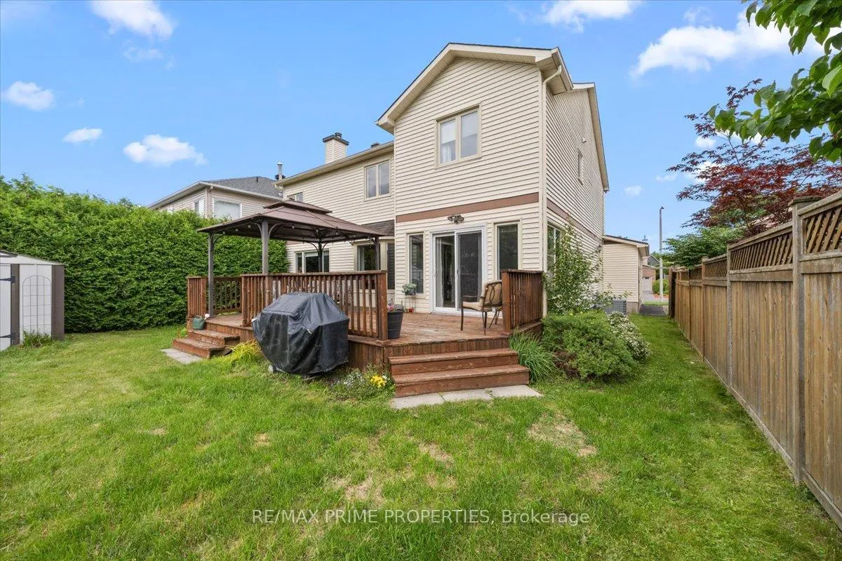 Photo 41 of 556 Falwyn Crescent, Ottawa, Fallingbrook/Ridgemount — HOMEH