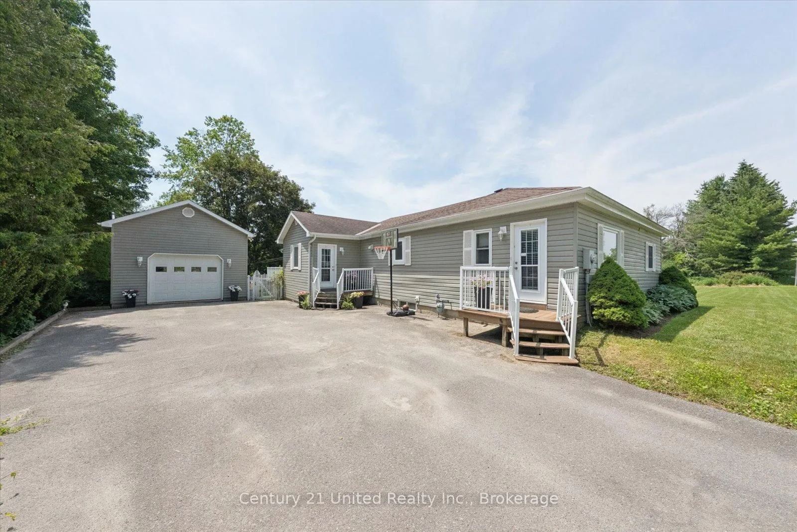 Photo 2 of 1507 Cedar Valley Road, Cavan Monaghan, Cavan Twp — HOMEH