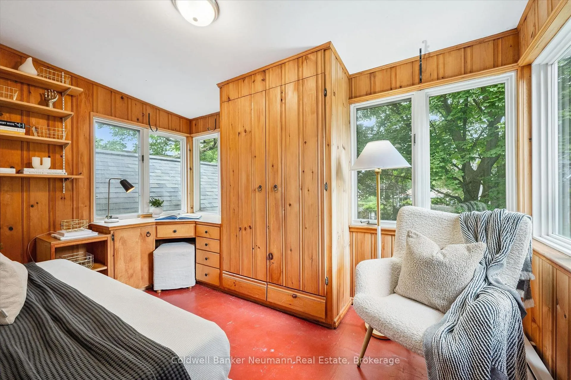 Photo 23 of 53 Hillcrest Drive, Guelph, St. George's — HOMEH