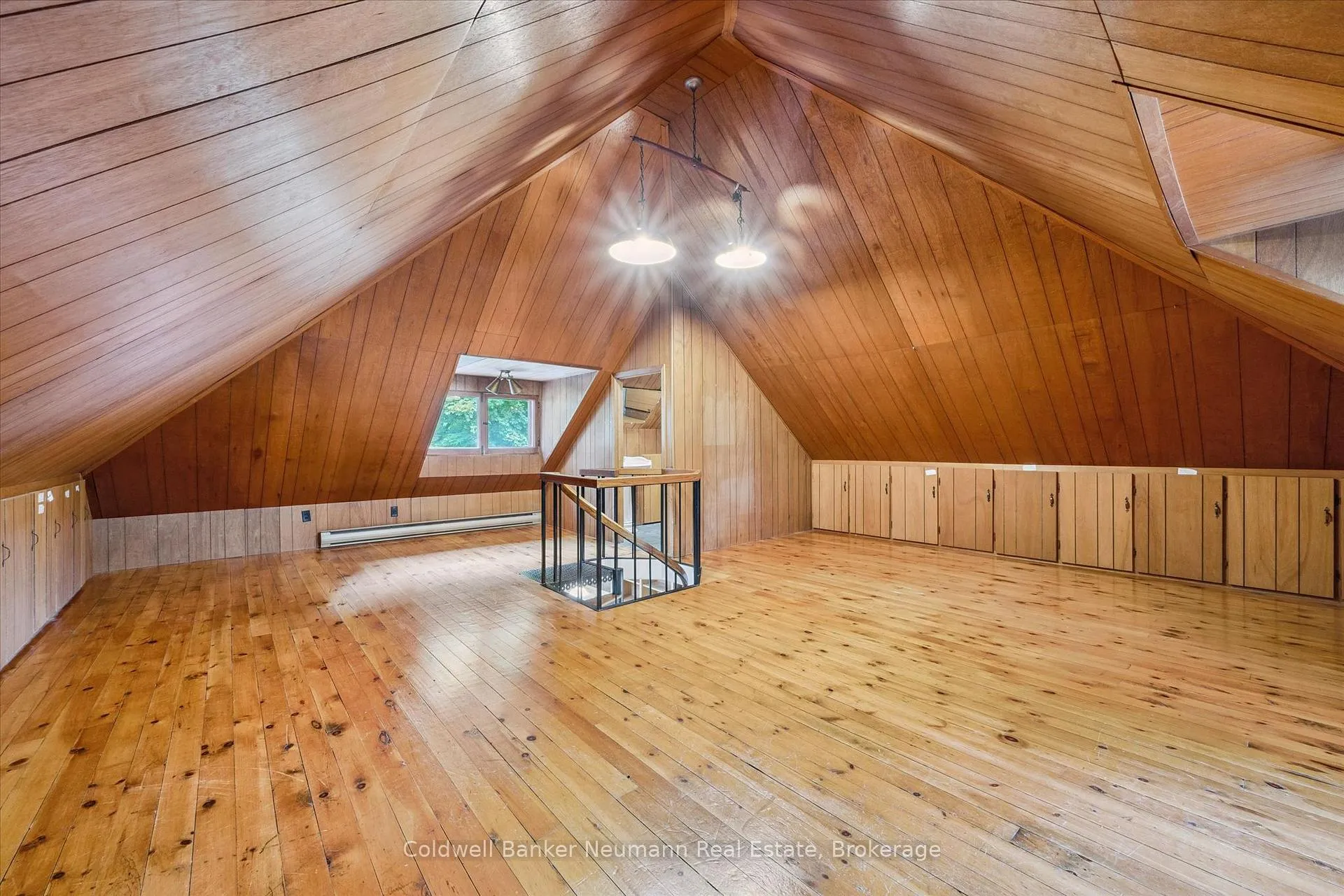 Photo 30 of 53 Hillcrest Drive, Guelph, St. George's — HOMEH