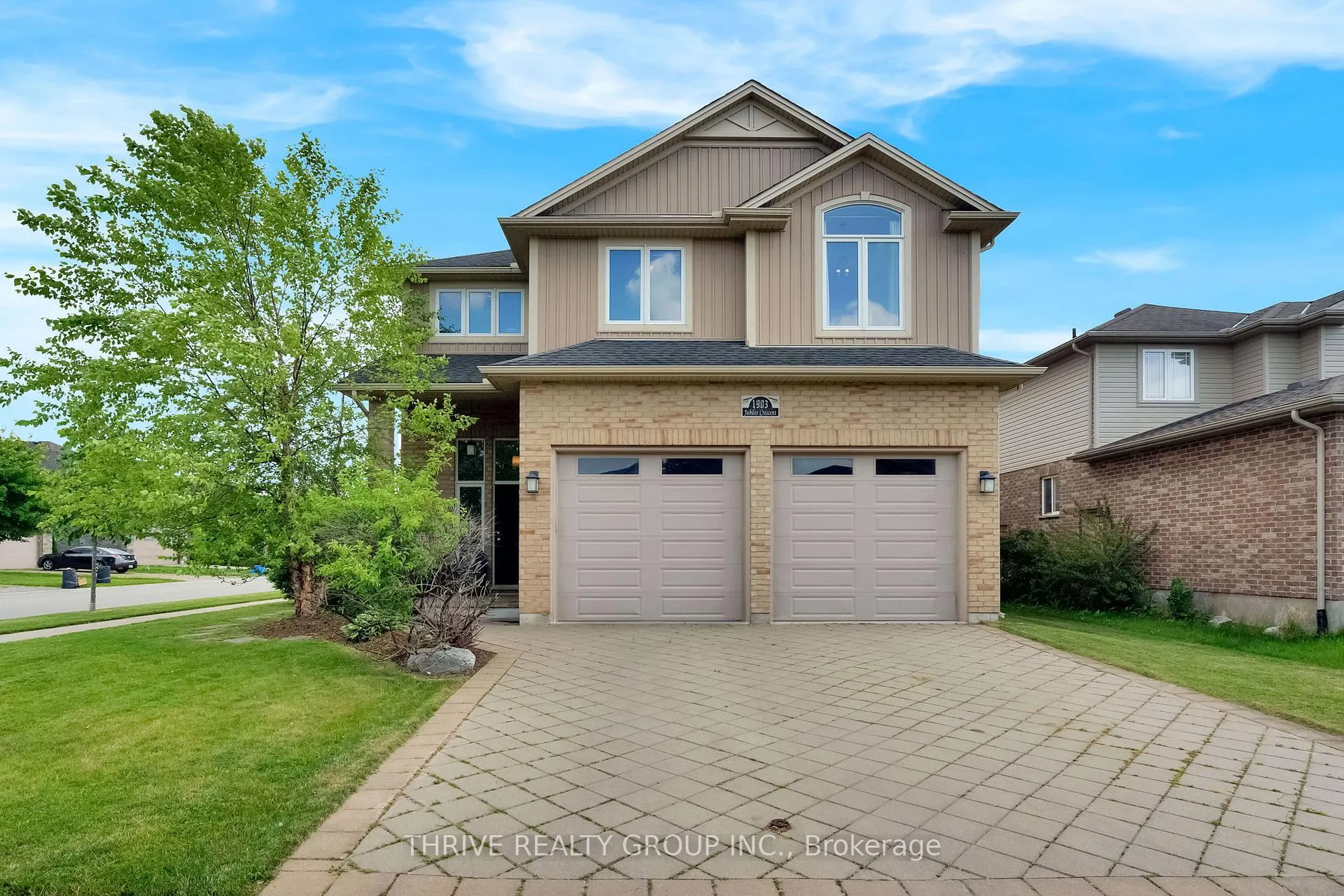 Photo 7 of 1903 Jubilee Crescent, London, North E — HOMEH