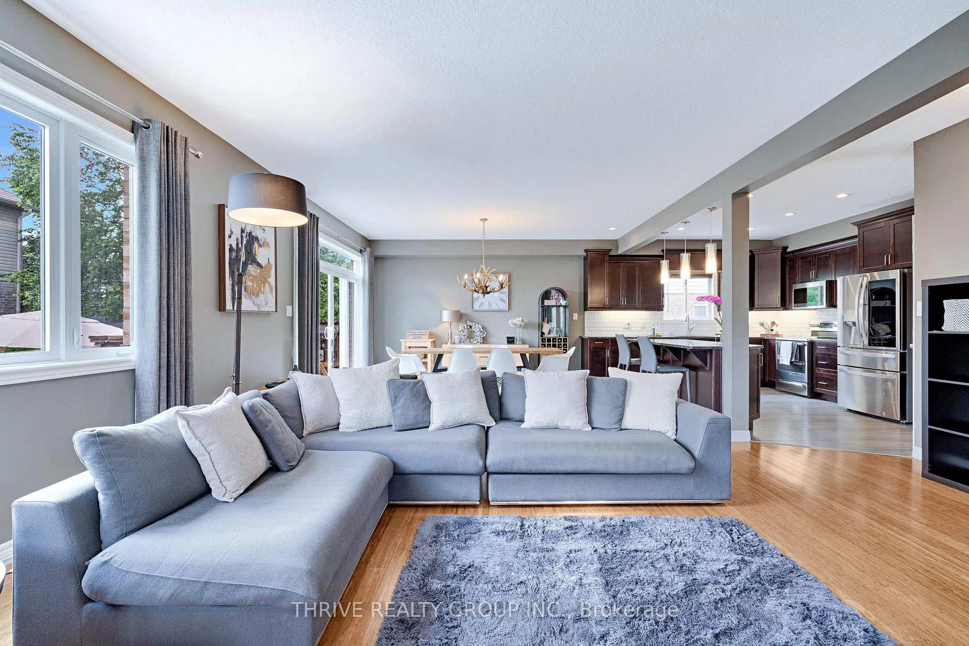 Photo 1 of 1903 Jubilee Crescent, London, North E — HOMEH